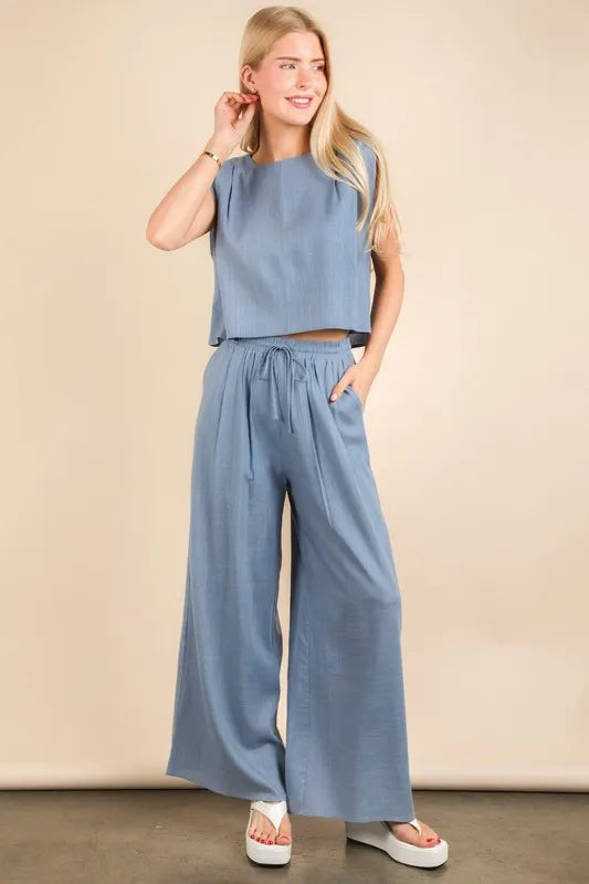 VERY J Solid Woven Top & Pants Set Image principale du produit