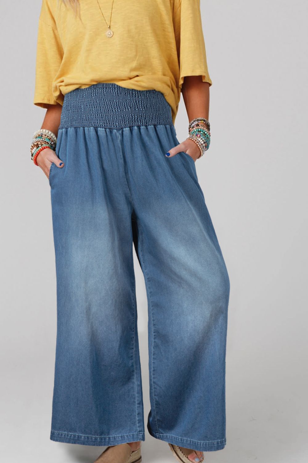 Smocked Wide Leg Jeans Hauptbild