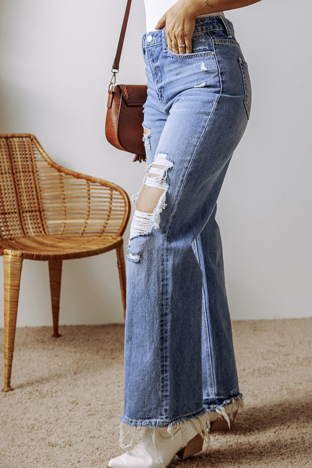 Distressed Straight Leg Jeans mit Taschen Zweitbild