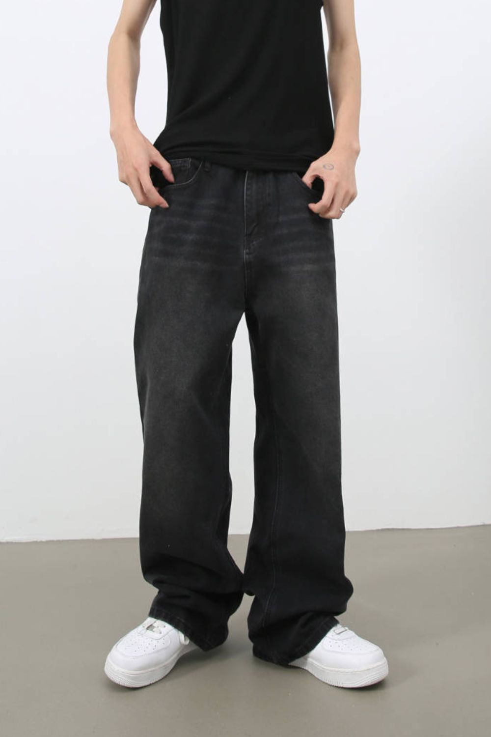Men's Wide Leg Jeans with Pockets - felvior