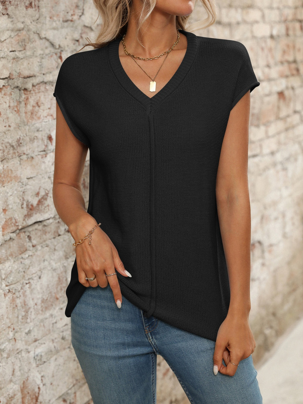 V-Neck Short Sleeve Knit Top