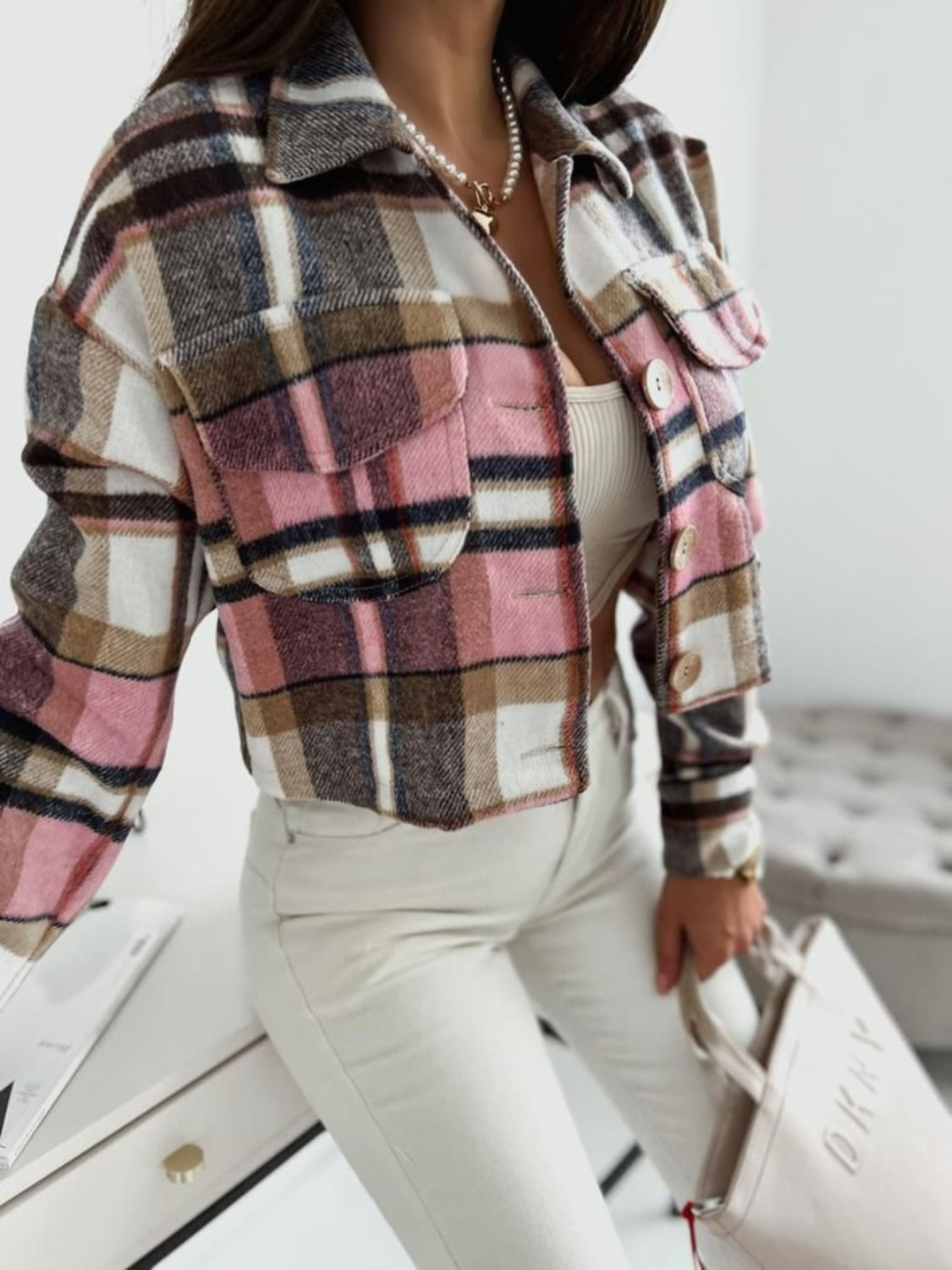 Pocketed Collared Neck Long Sleeve Plaid Jacket Hauptbild
