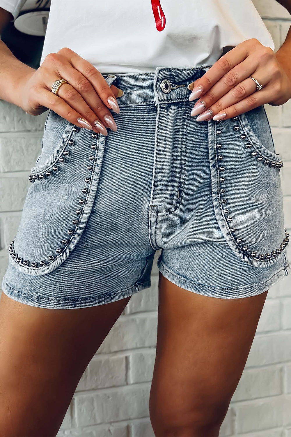 Studded Acid Wash Denim Shorts - felvior