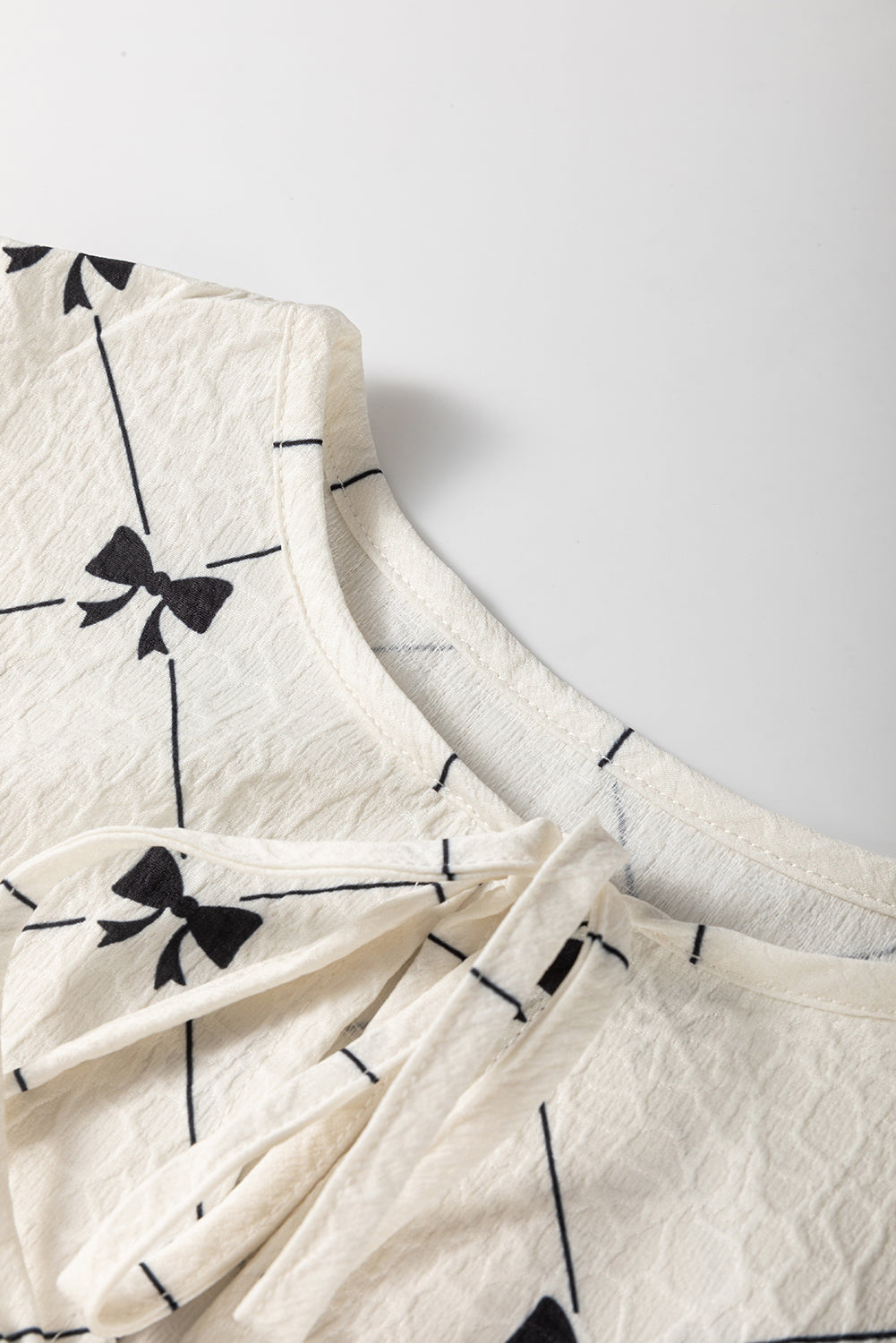 Bow Print Tie Neck Half Sleeve Dress - felvior