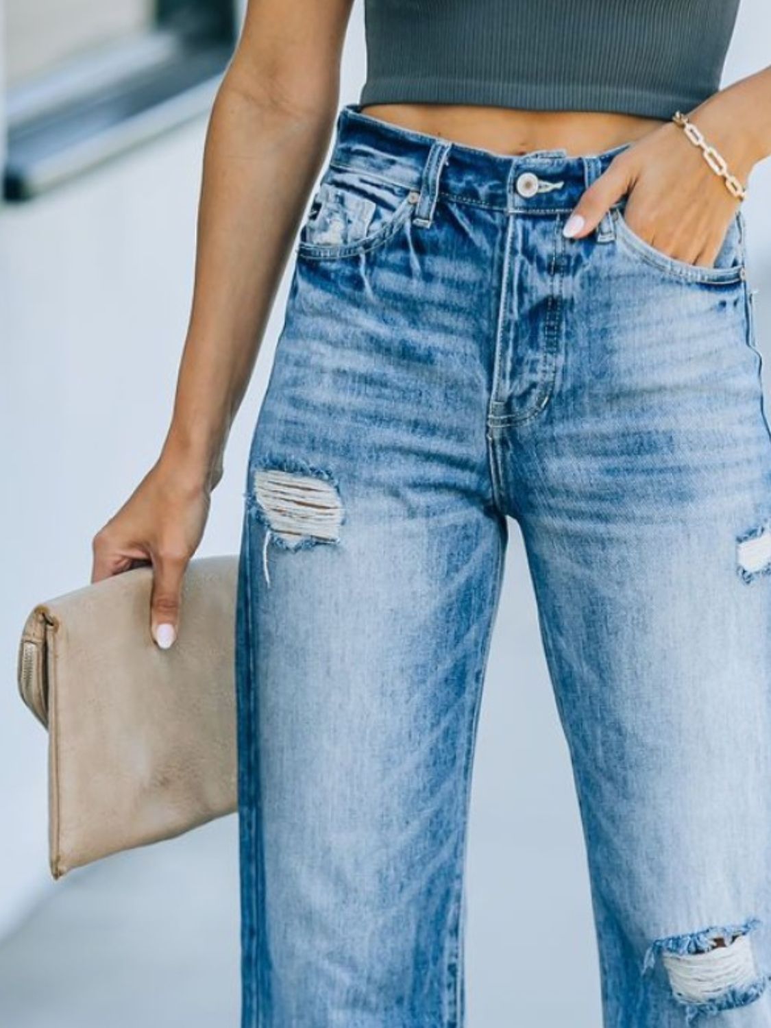 Distressed Straight Leg Jeans - felvior
