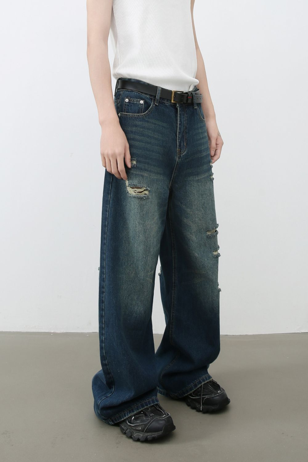 Men's Distressed Wide Leg Jeans