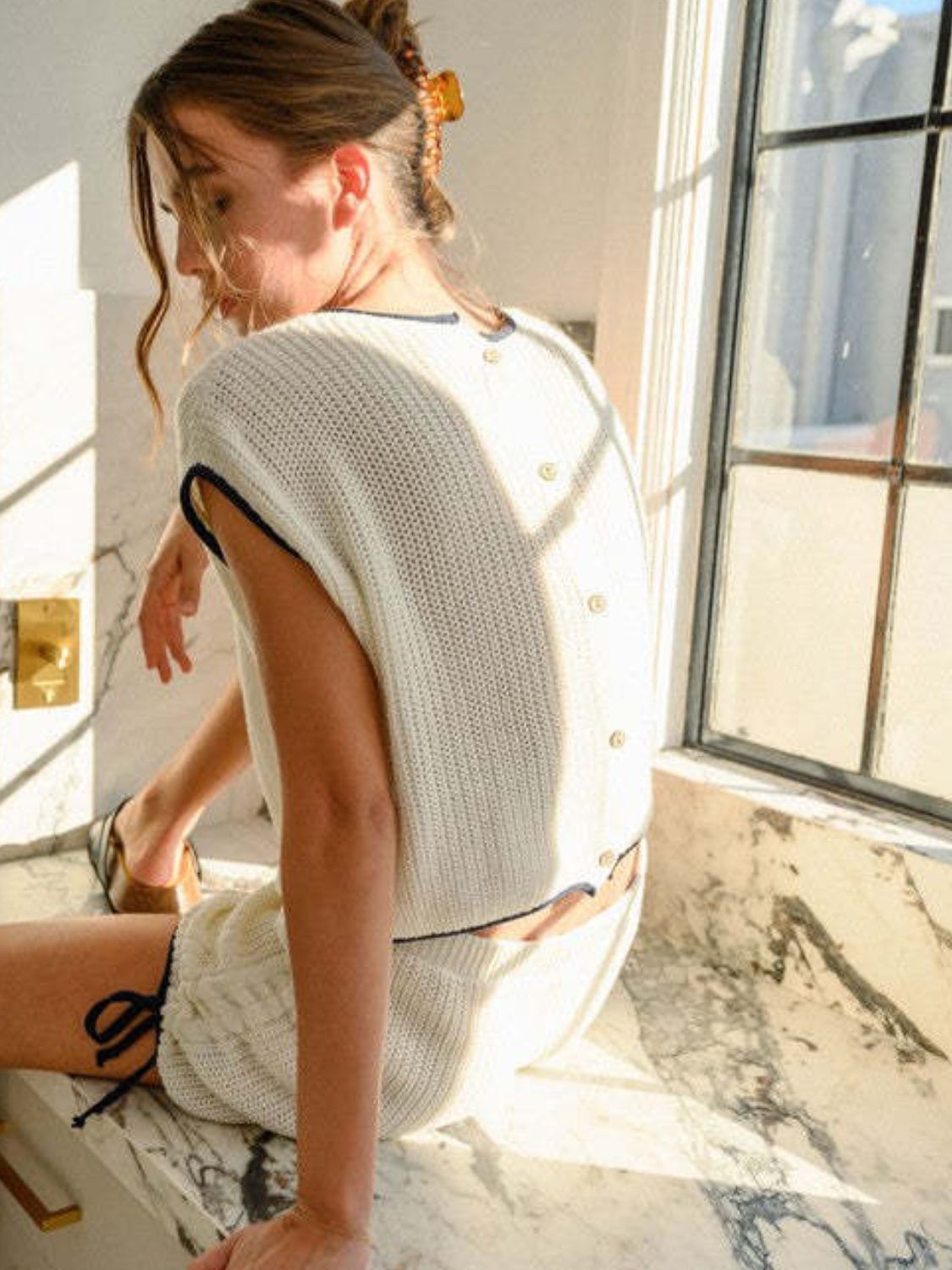 Contrast Trim Round Neck Top and Shorts Sweater Set - felvior
