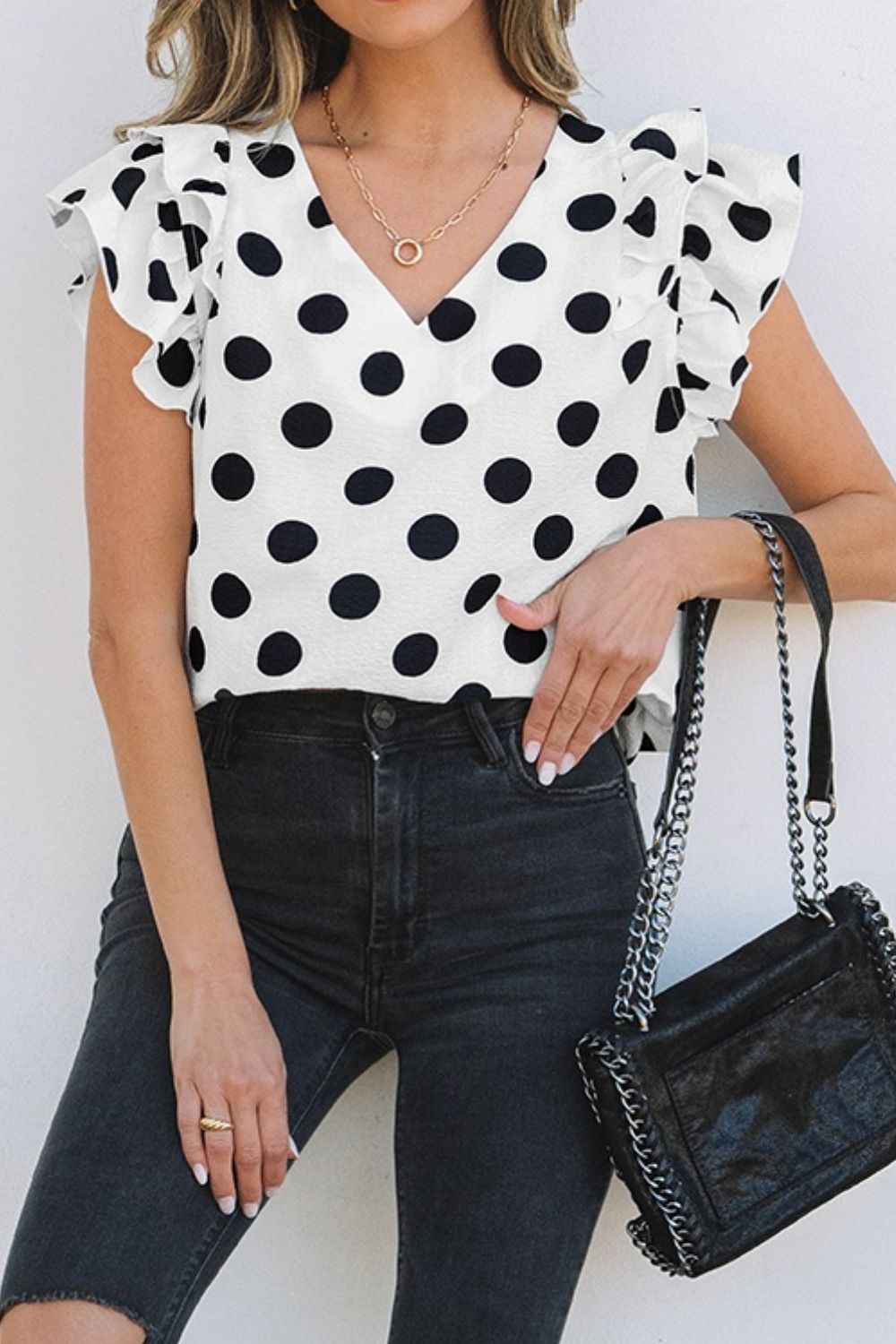 Polka Dot Ruffled Cap Sleeve V Neck Blouse Hauptbild