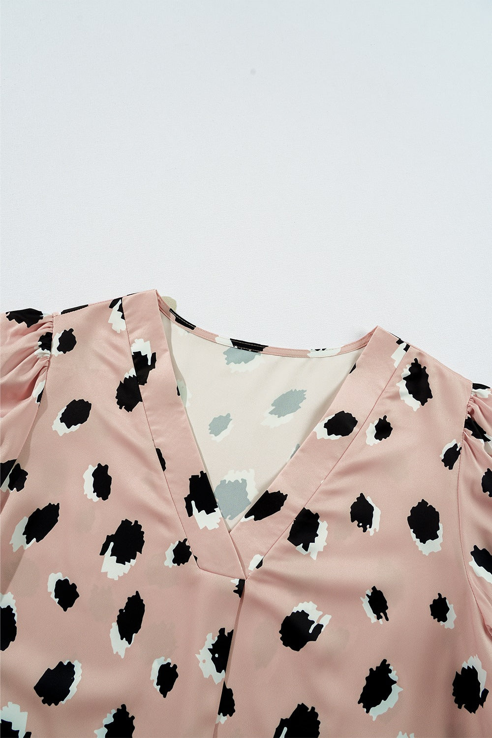 Contrast Animal Print V-Neck Long Sleeve Blouse - felvior
