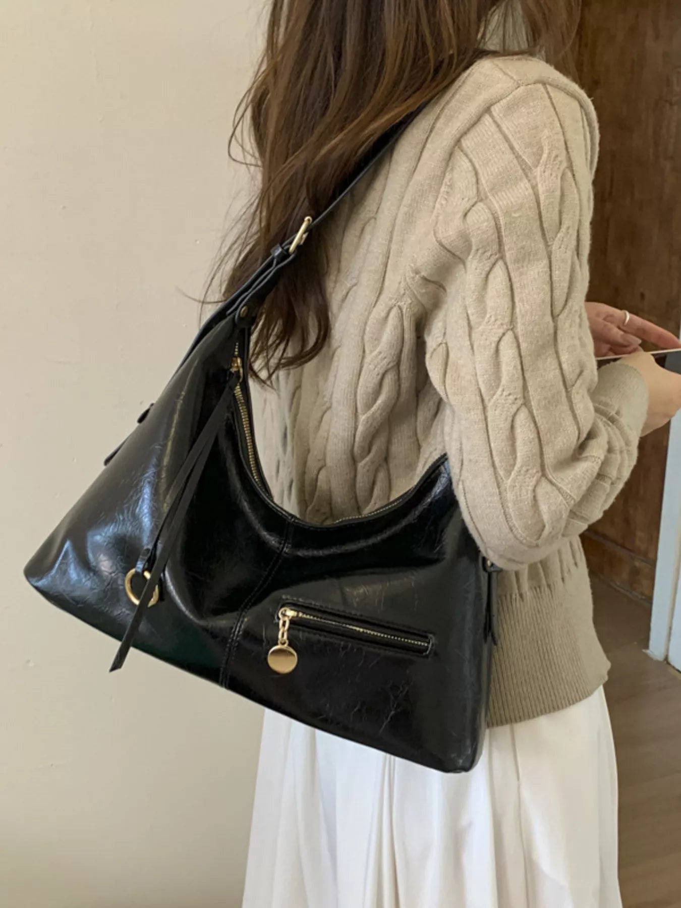 53548a83fbb049b59b71812f1d546d40-Max-Origin Main image