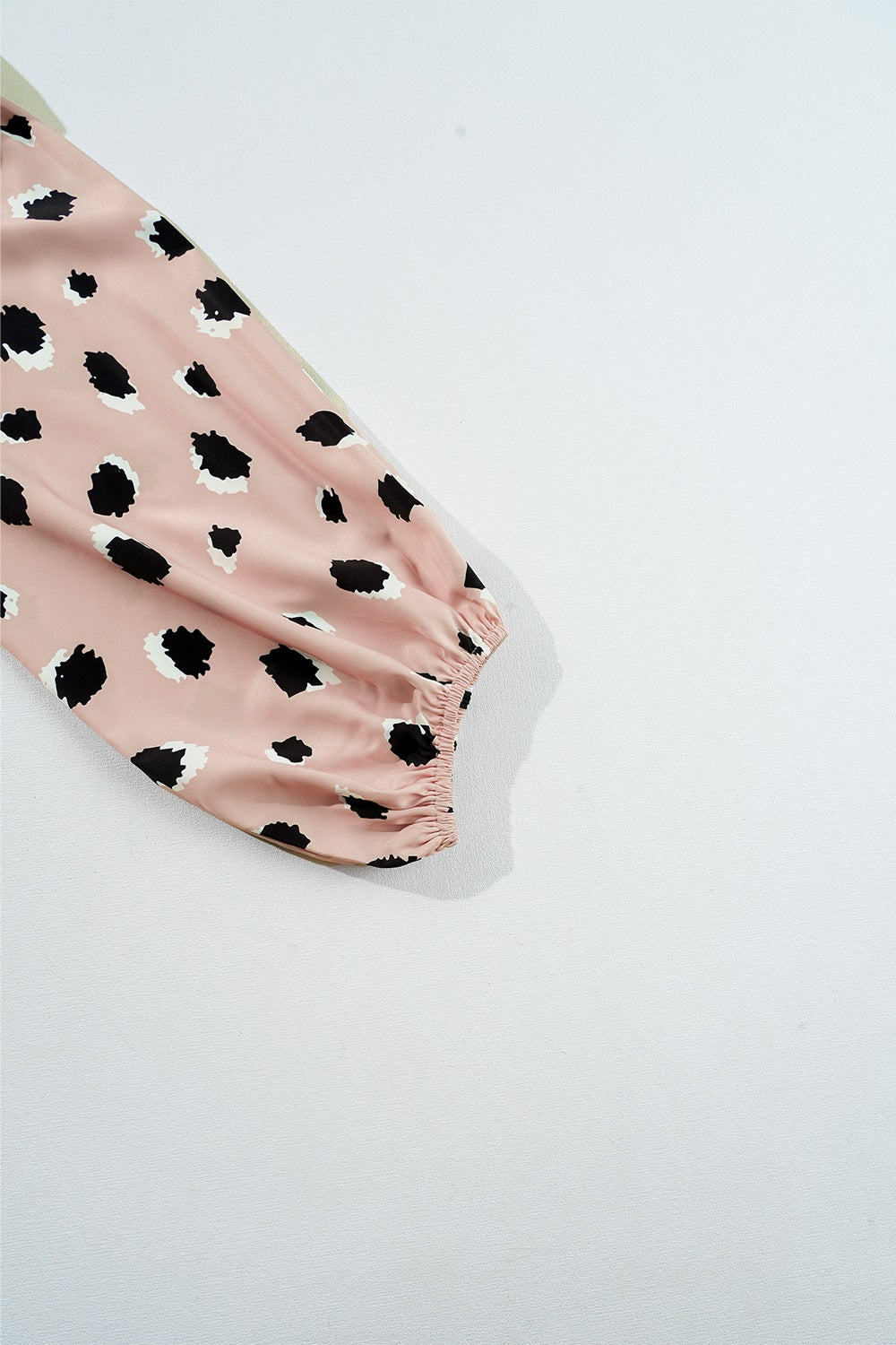 Contrast Animal Print V-Neck Long Sleeve Blouse - felvior