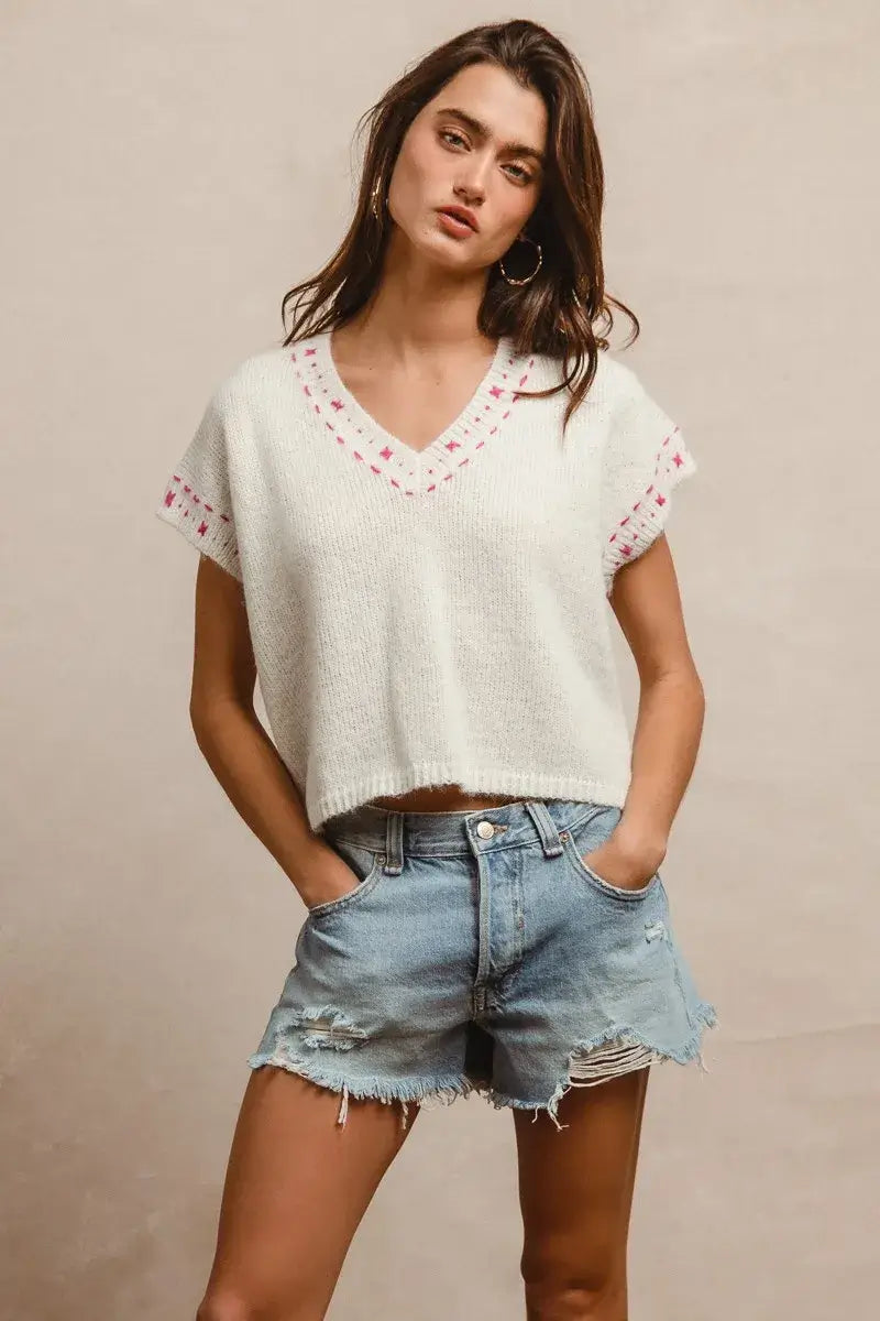 BiBi Knit Solid Contrast Stitch Detail Short Sleeves Sweater