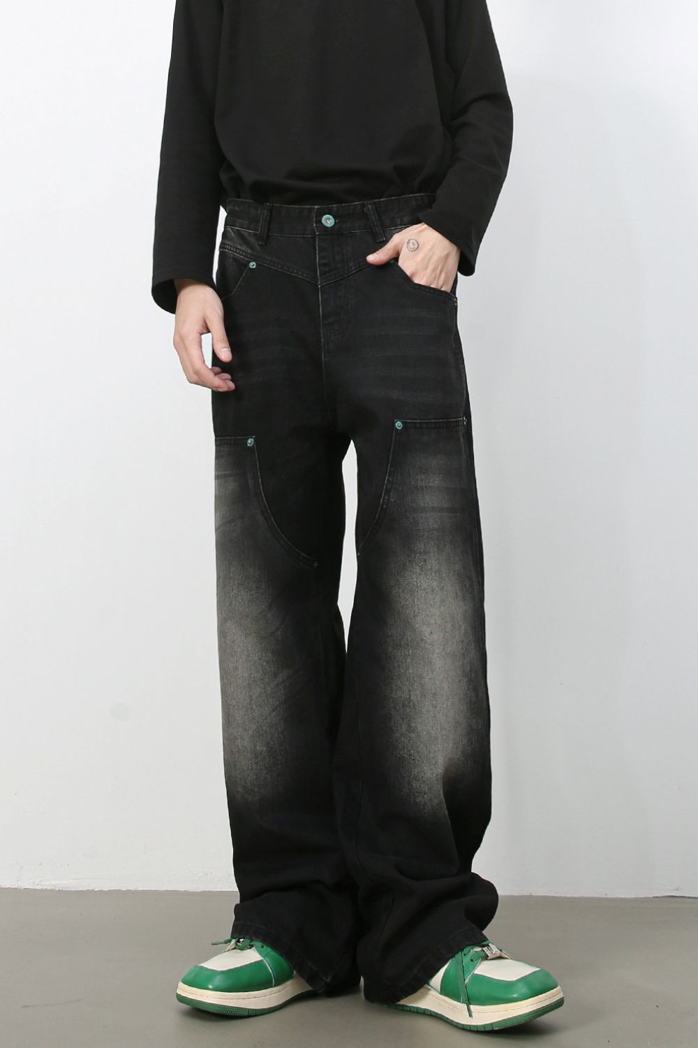 Men's Wide Leg Jeans