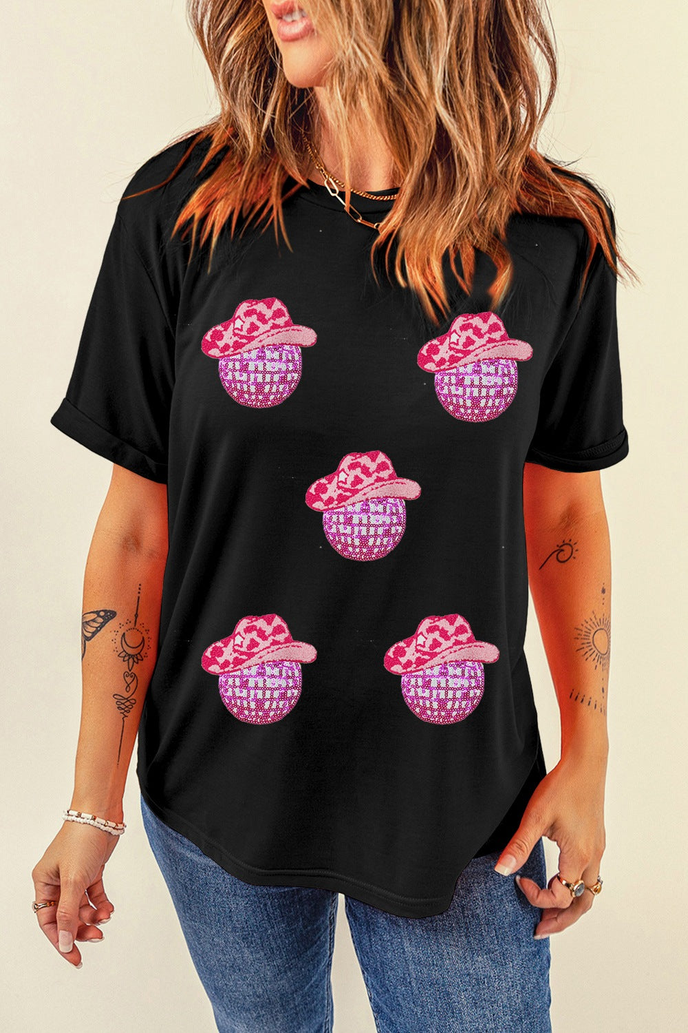 T-shirt col rond avec patch boule disco et chapeau de cowboy Image secondaire du produit