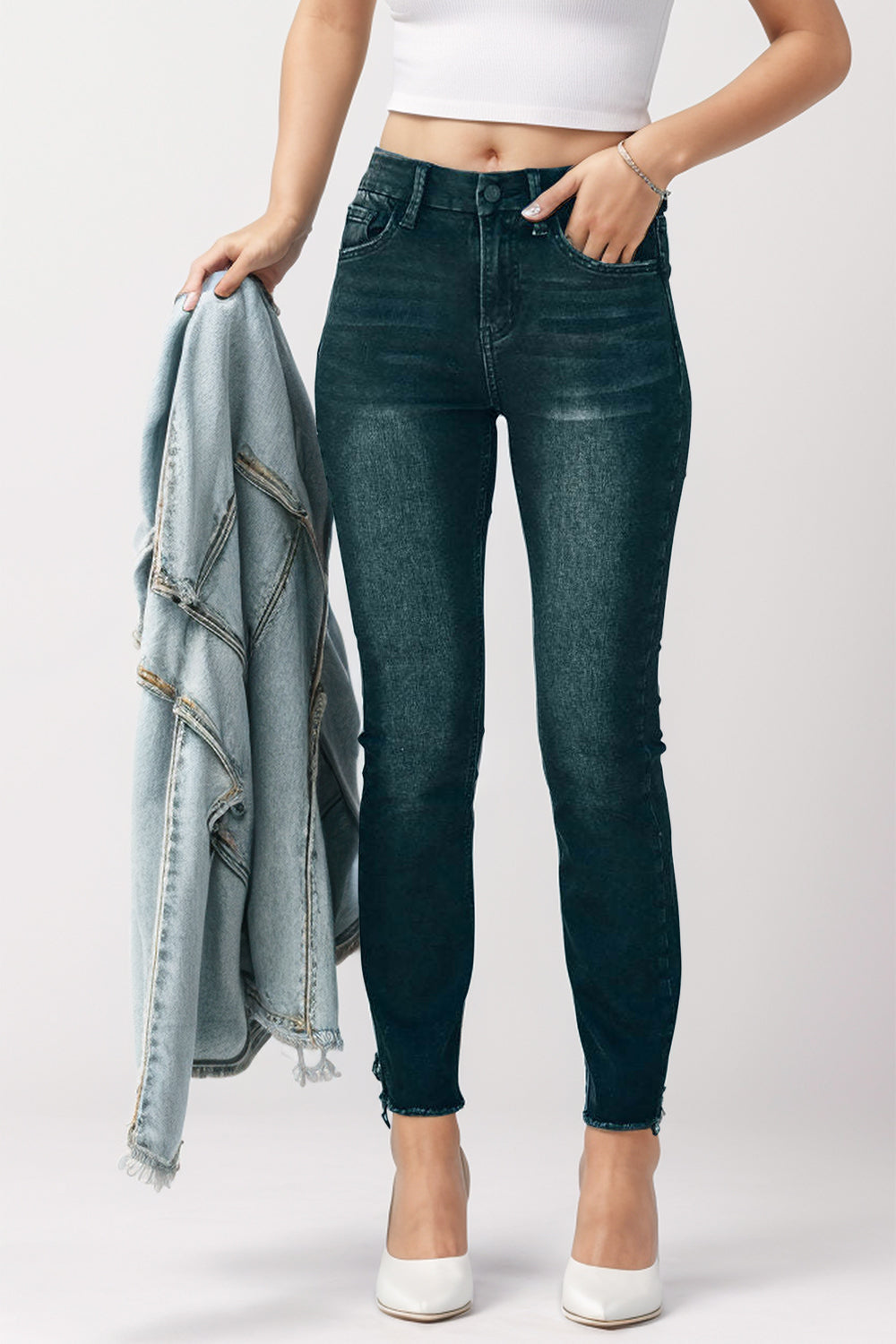 Mid-Rise Waist Skinny Jeans with Pockets Hauptbild