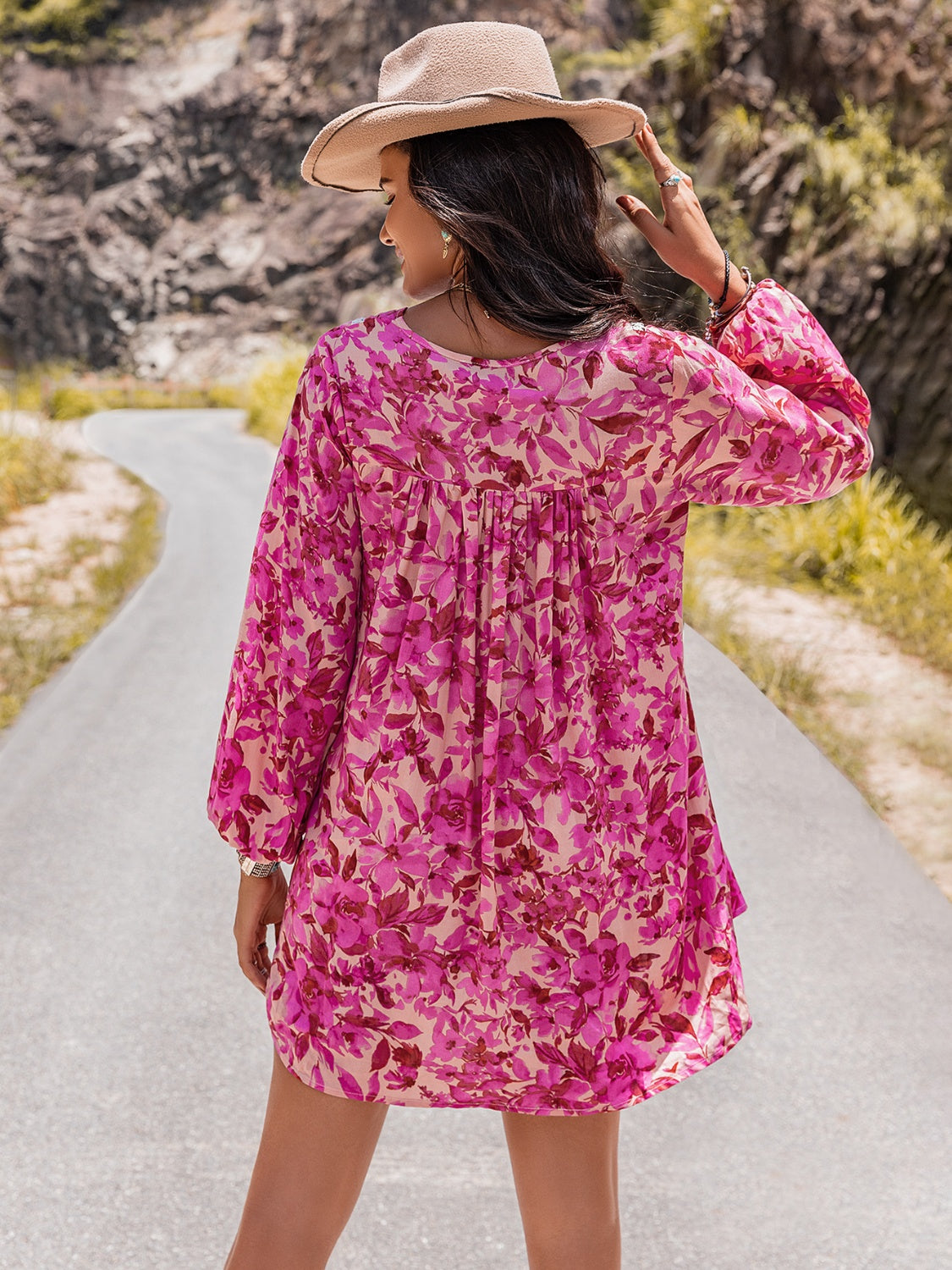 Long Sleeve V-Neck Mini Dress - felvior