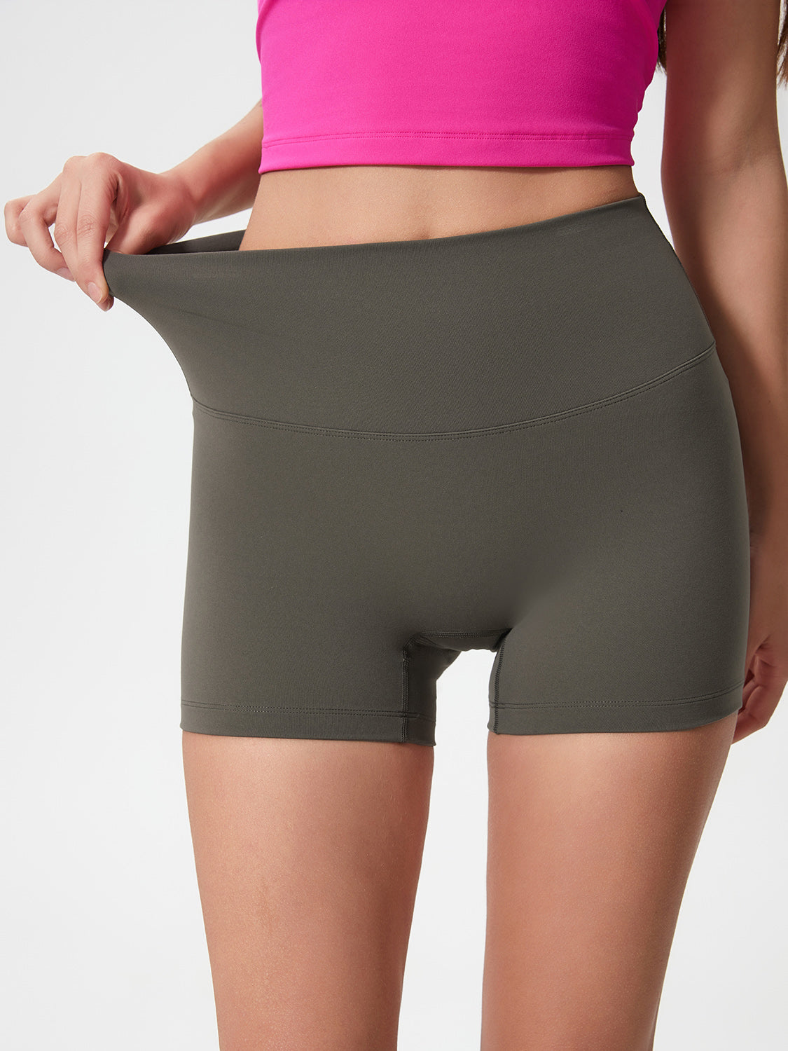 Millennia High Waist Active Shorts Hauptbild