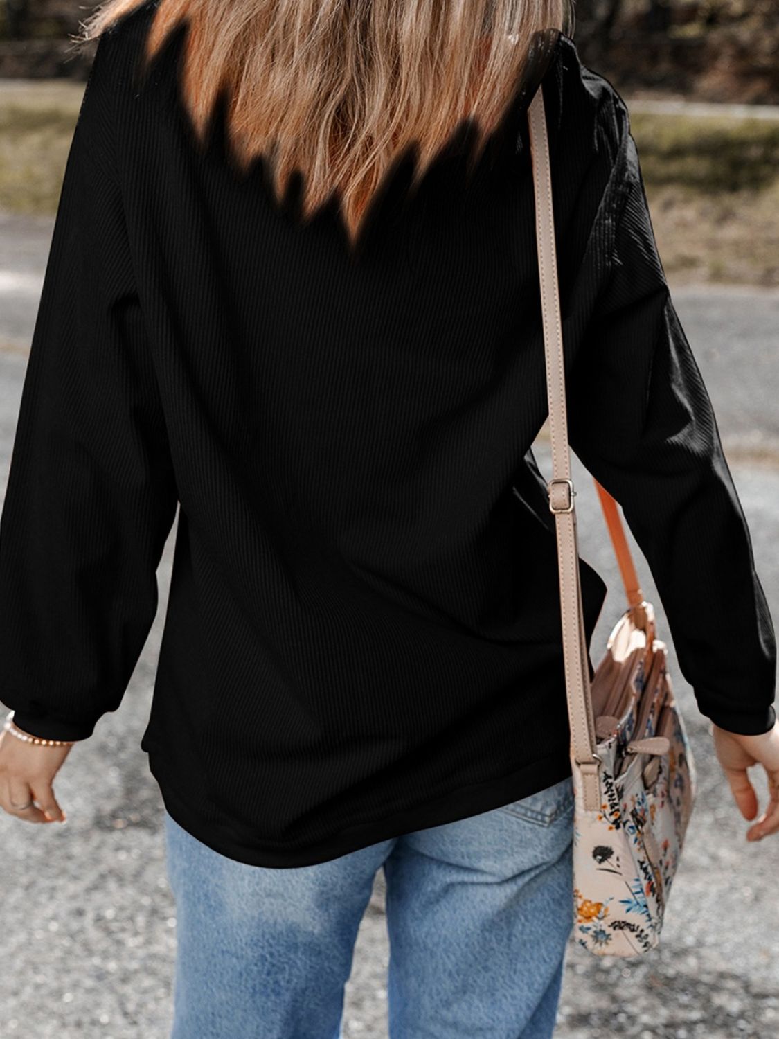 Sequin Round Neck Long Sleeve Sweatshirt - felvior