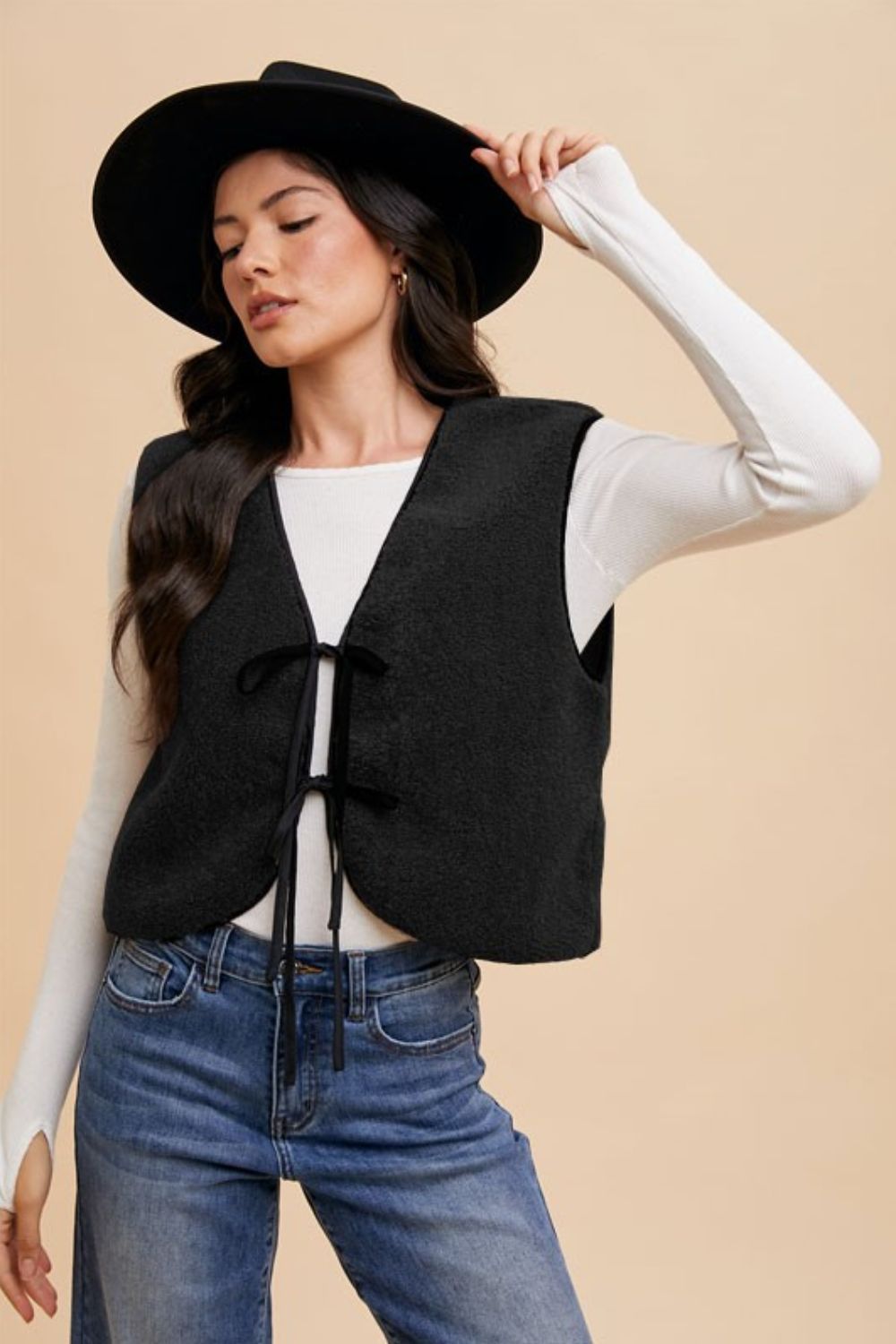 Annie Wear V-Neck Tie Detail Vest Coat - felvior