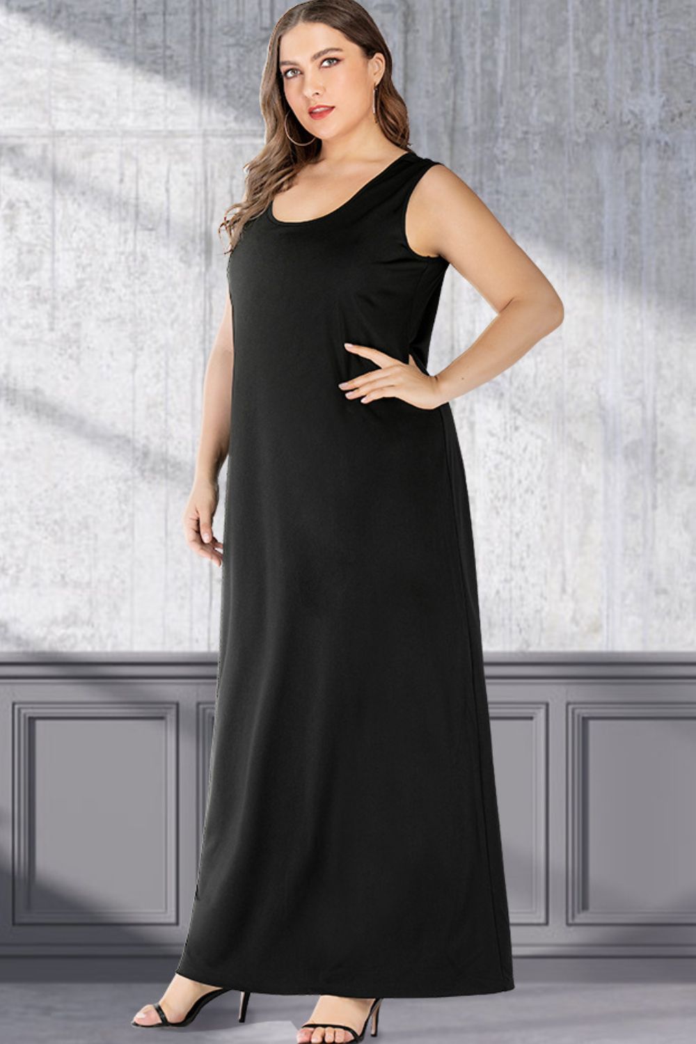 Plus Size Scoop Neck Maxi Tank Dress - felvior