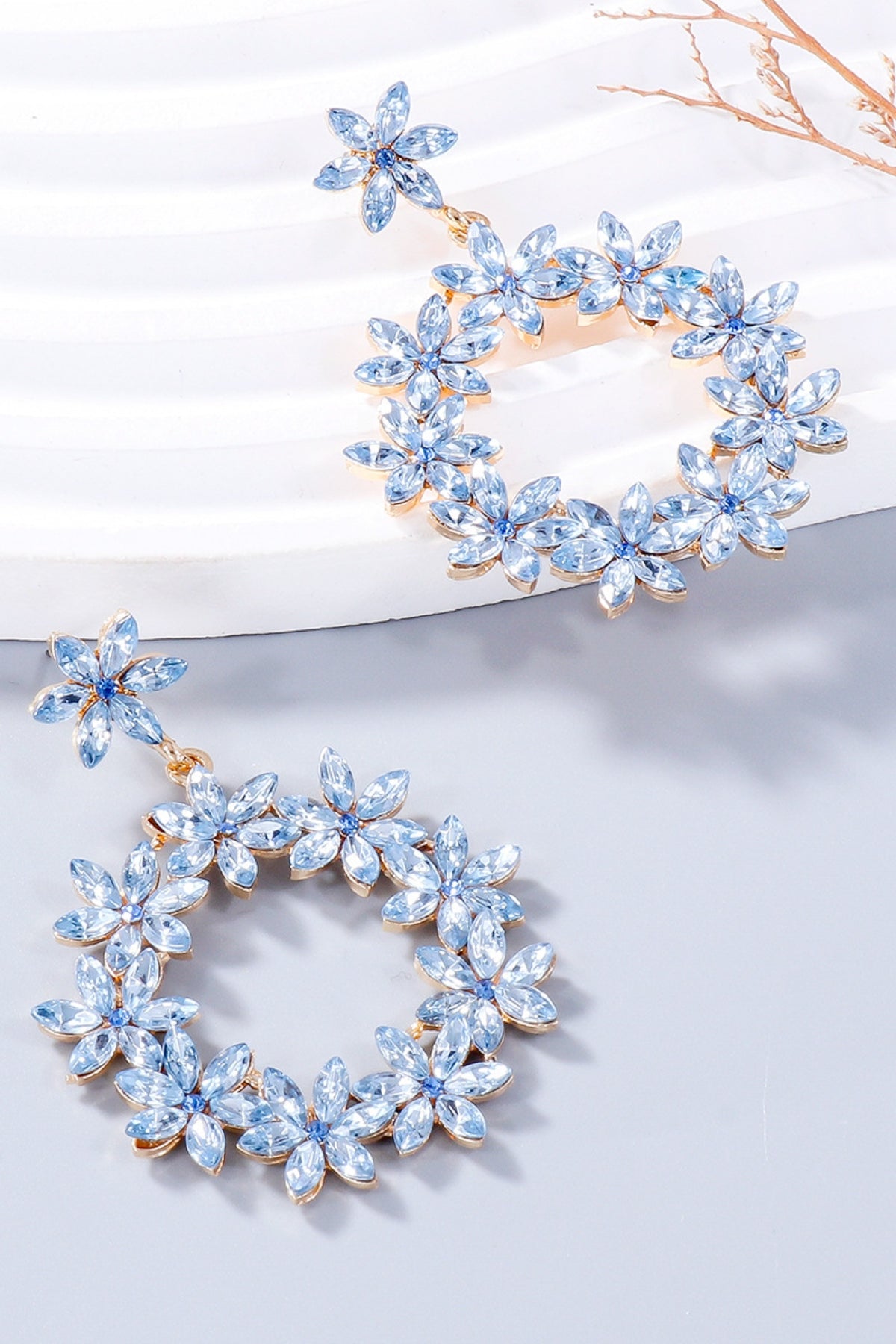 Rhinestone Flower Dangle Earrings - felvior