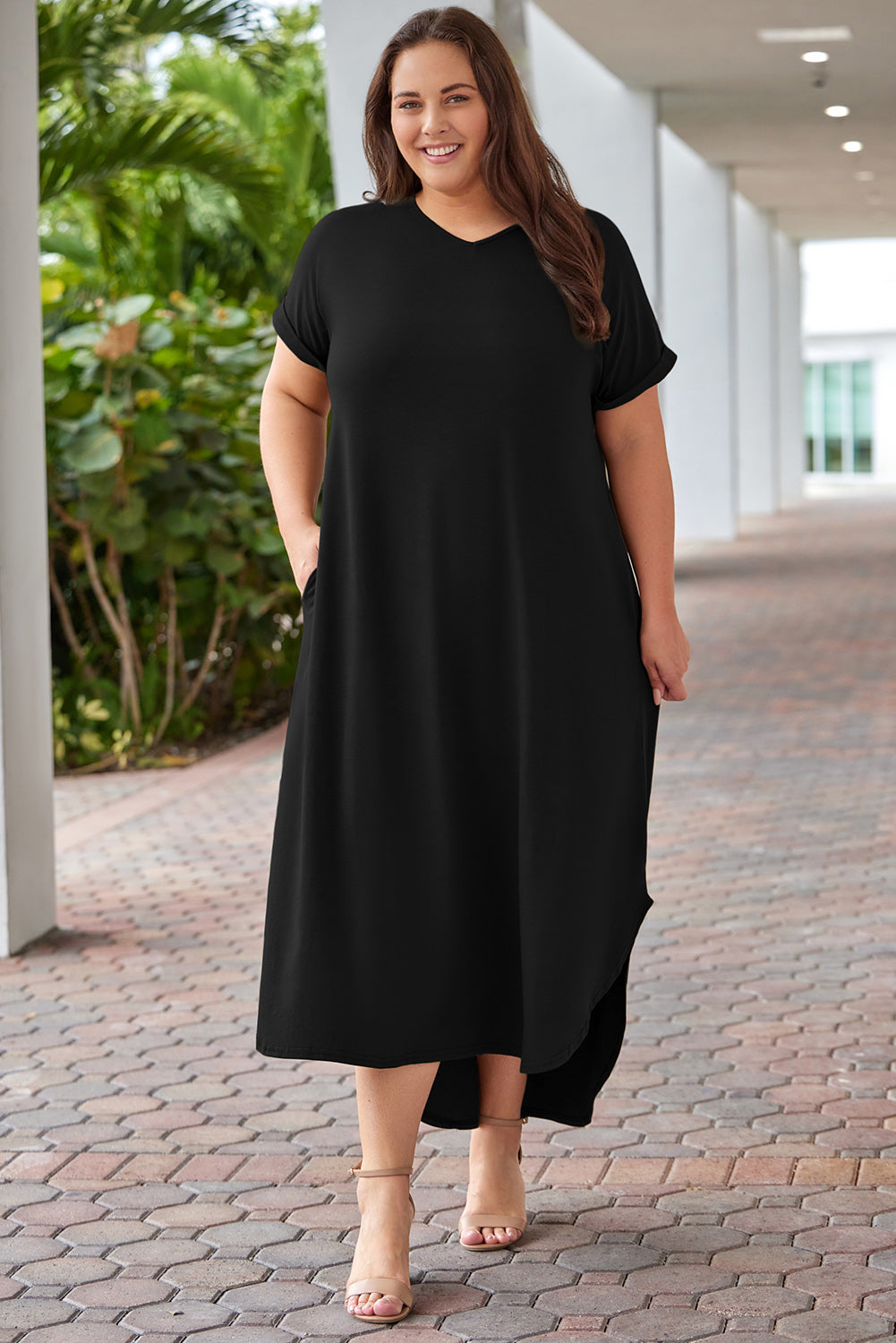 Plus Size V-Neck Short Sleeve Maxi Dress - felvior