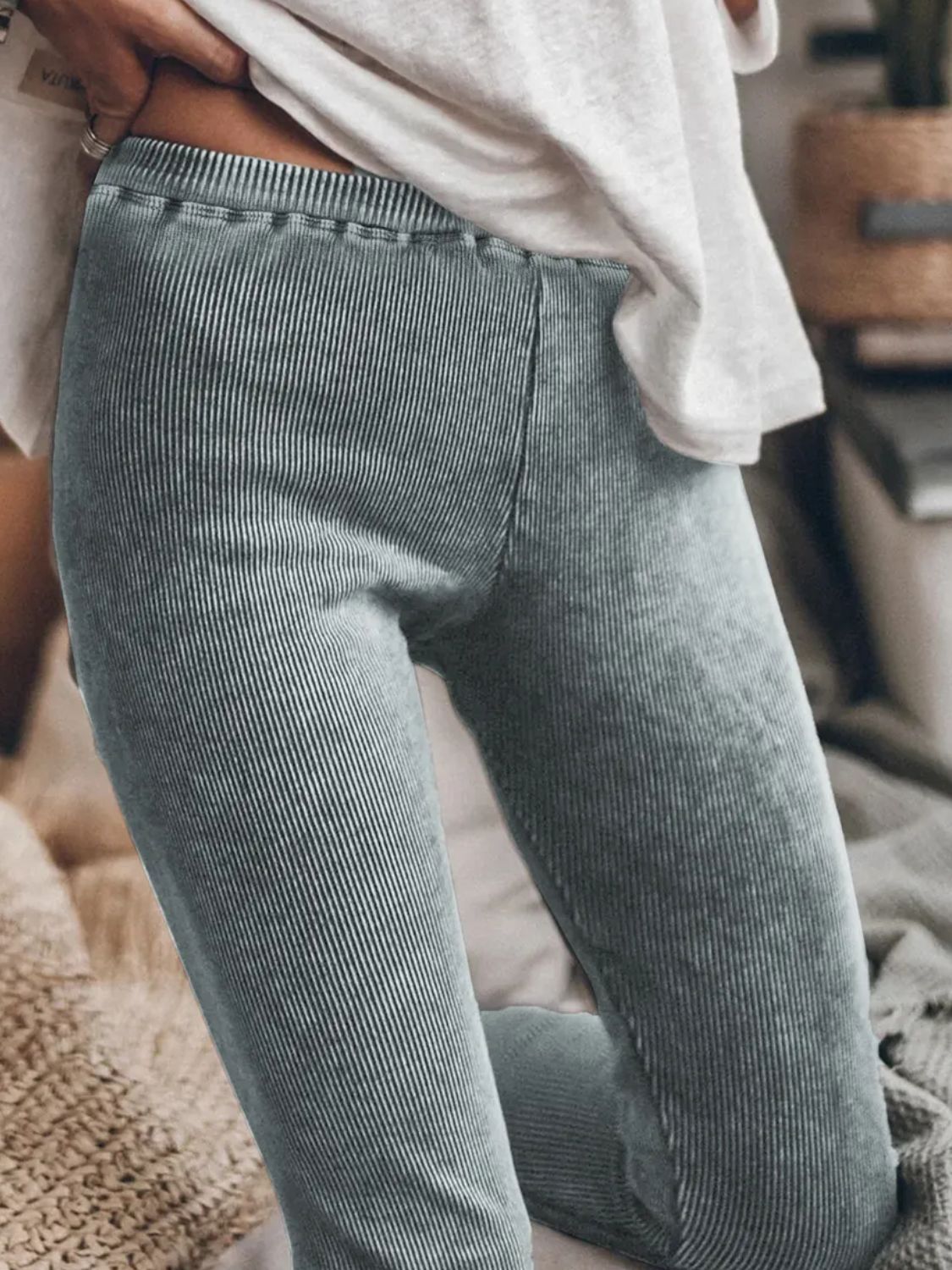 Ribbed Elastic Waist Leggings - felvior