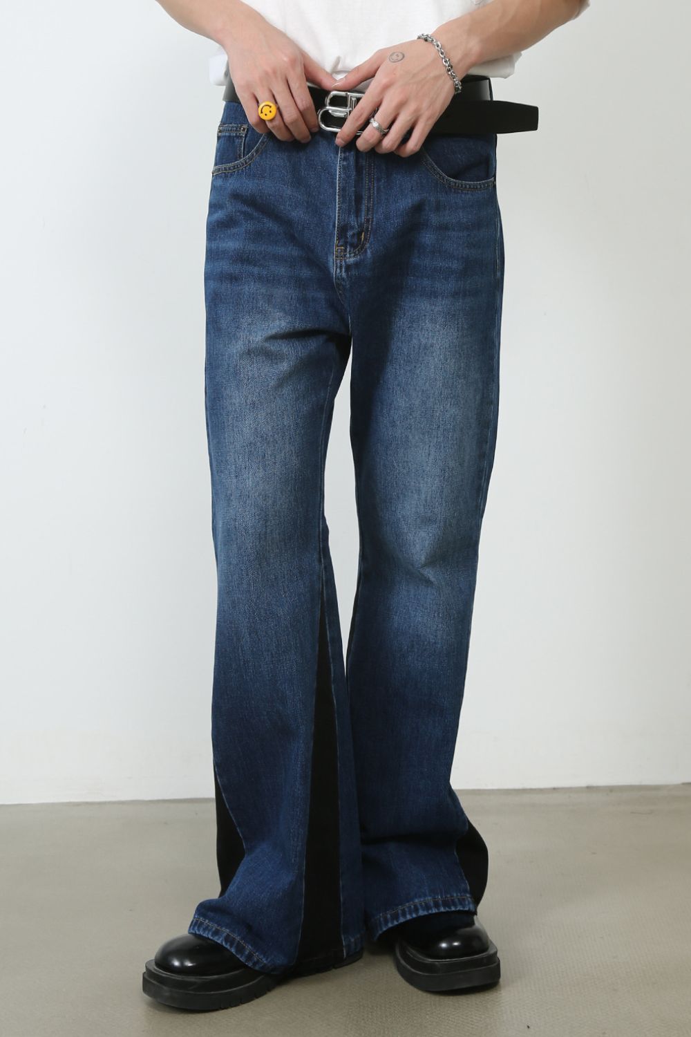 Men's Contrast Bootcut Jeans with Pockets Zweitbild