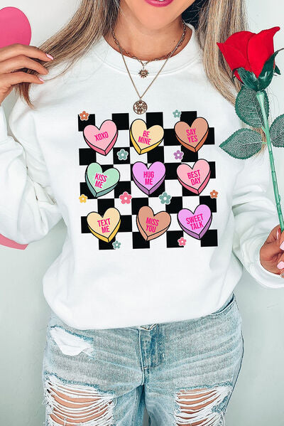 Valentine's Day Checkered Heart Long Sleeve Sweatshirt - felvior
