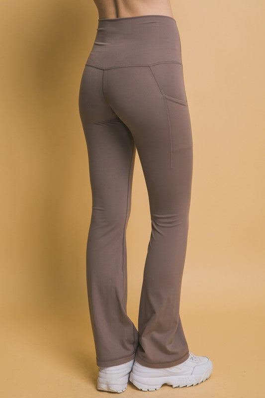 Love Tree High Waist Flare Active Leggings with Side Pockets - felvior