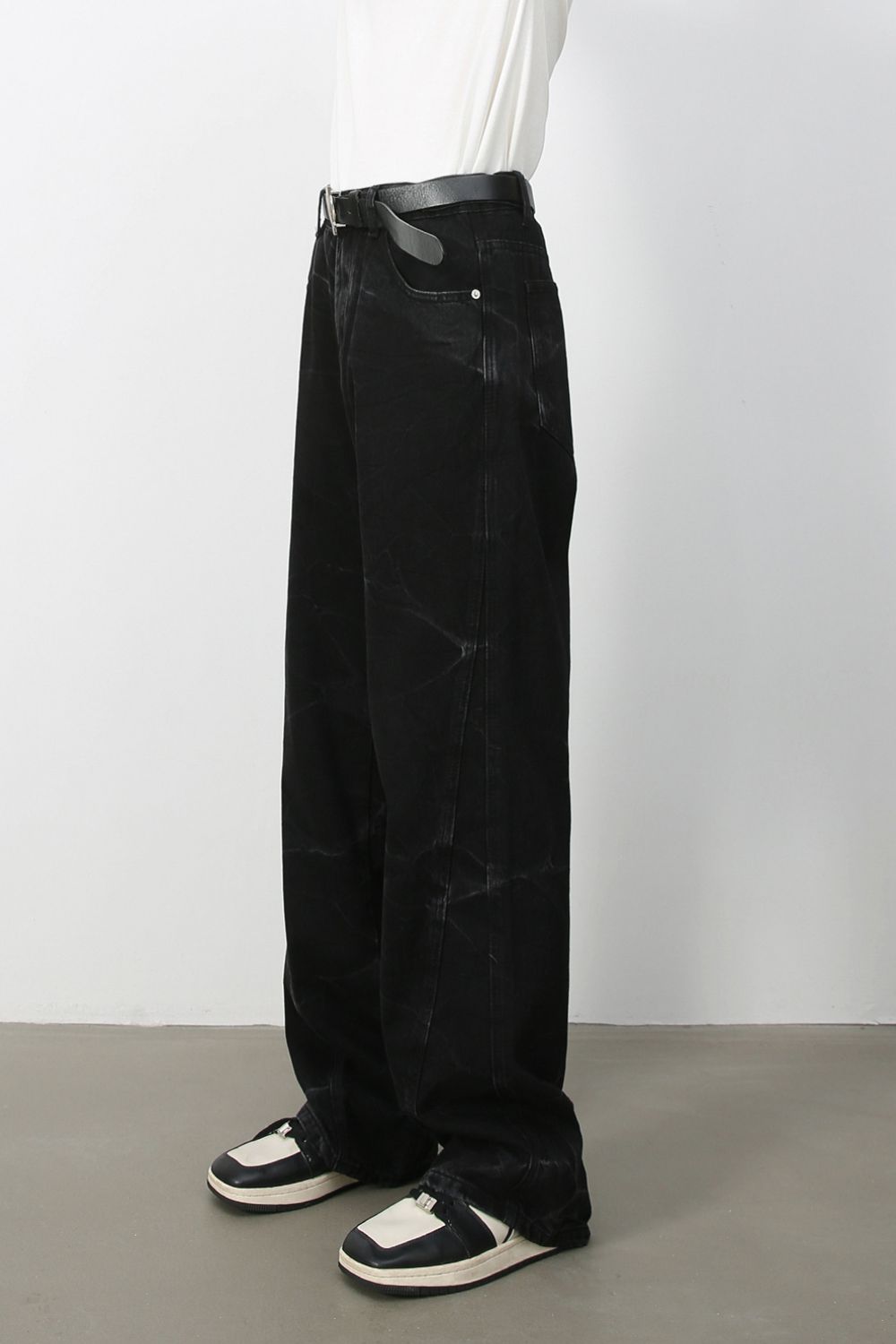 Men's Baggy Jeans with Pockets