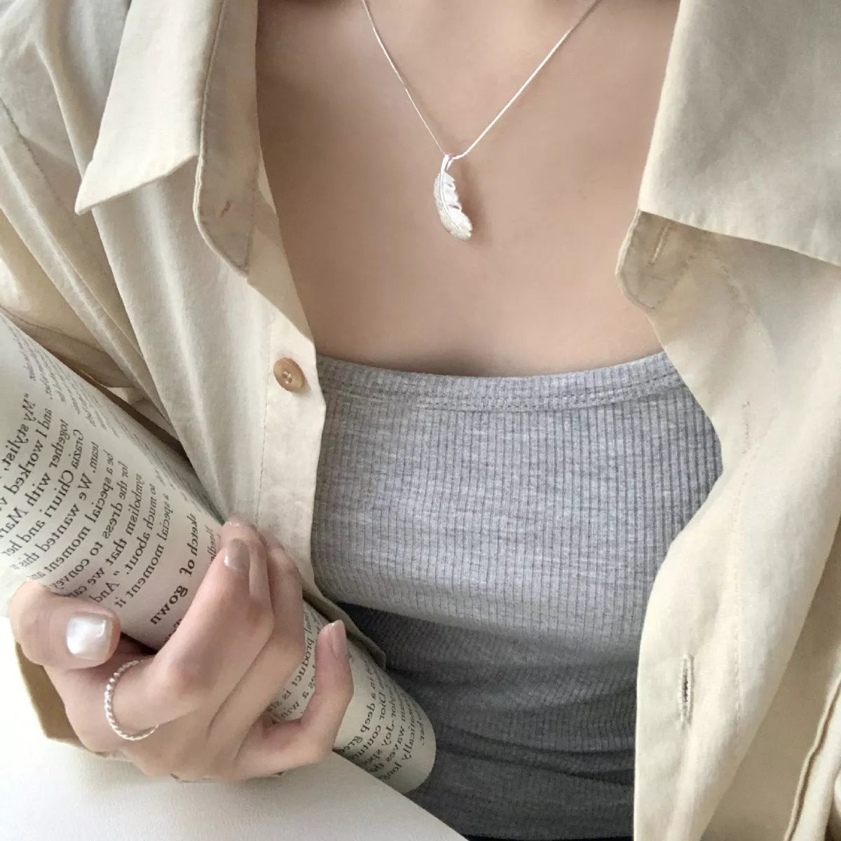 Feather Pendant Necklace Secondary image