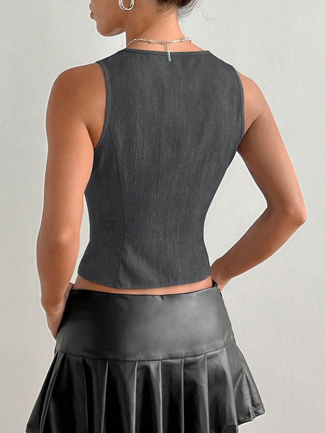 Tied Front V-Neck Tank - felvior