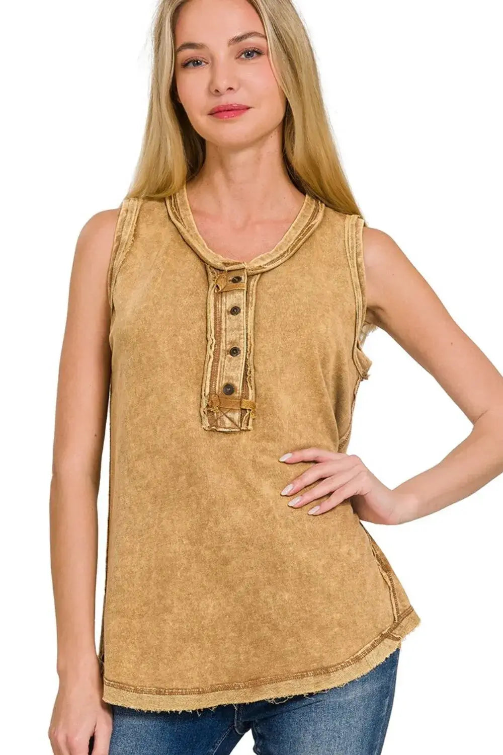 Zenana Washed Half-button Raw Edge Sleeveless Henley Top Hauptbild