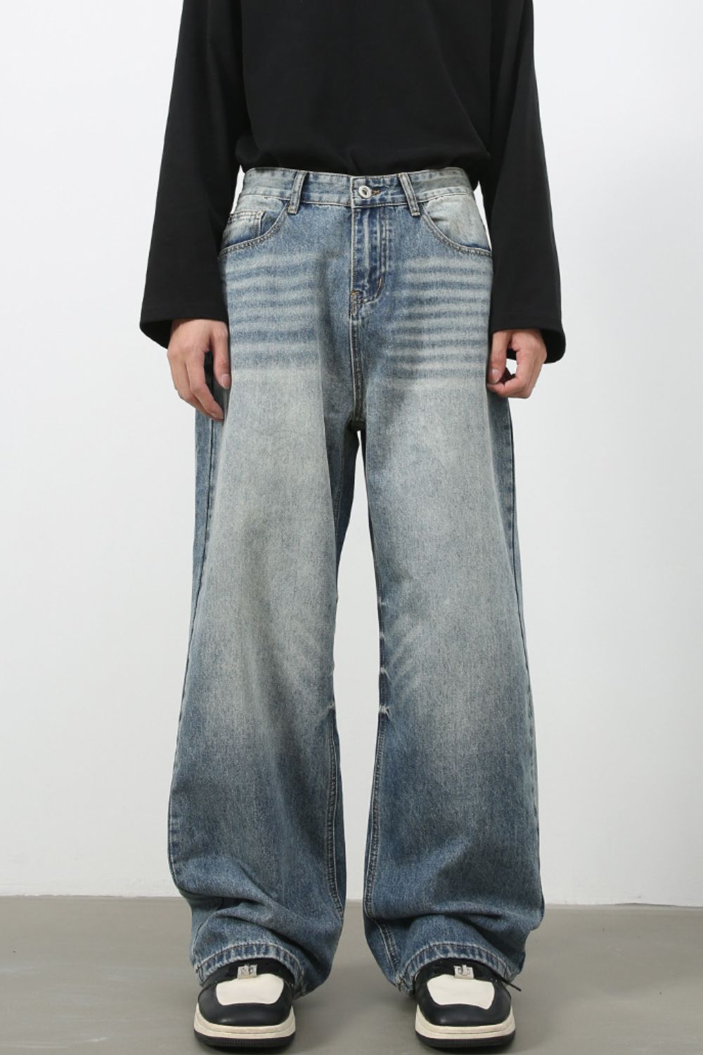 Men's Wide Leg Jeans with Pockets