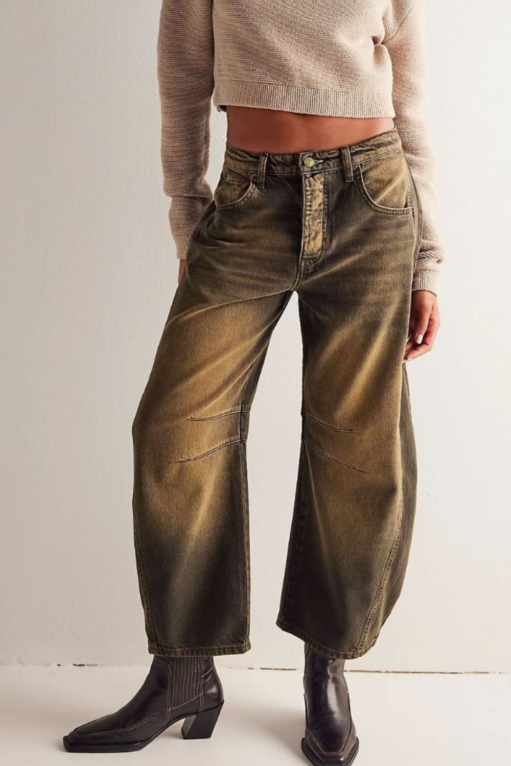Wide Leg Jeans with Pockets - felvior