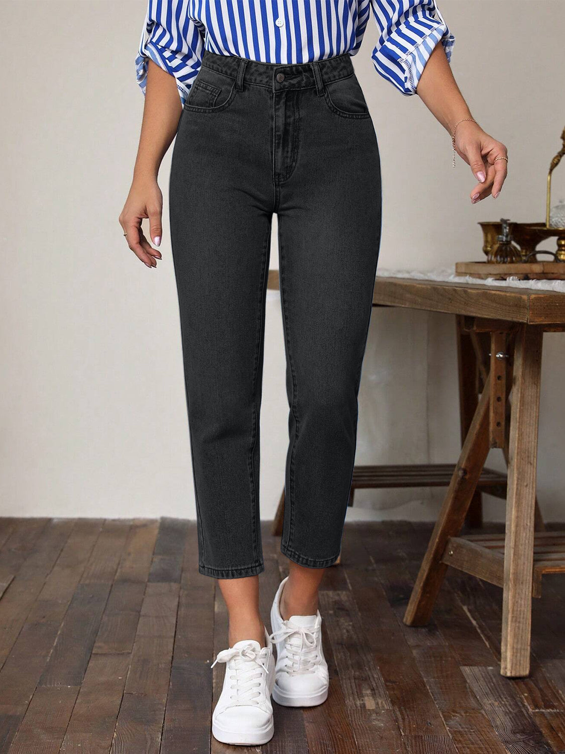 High Waist Jeans with Pockets - felvior