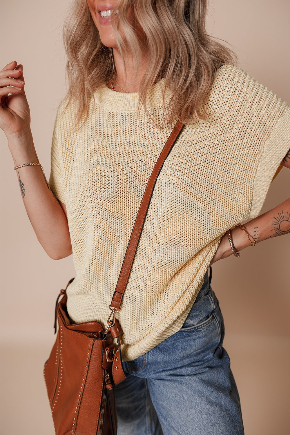 Round Neck Short Sleeve Knit Top - felvior