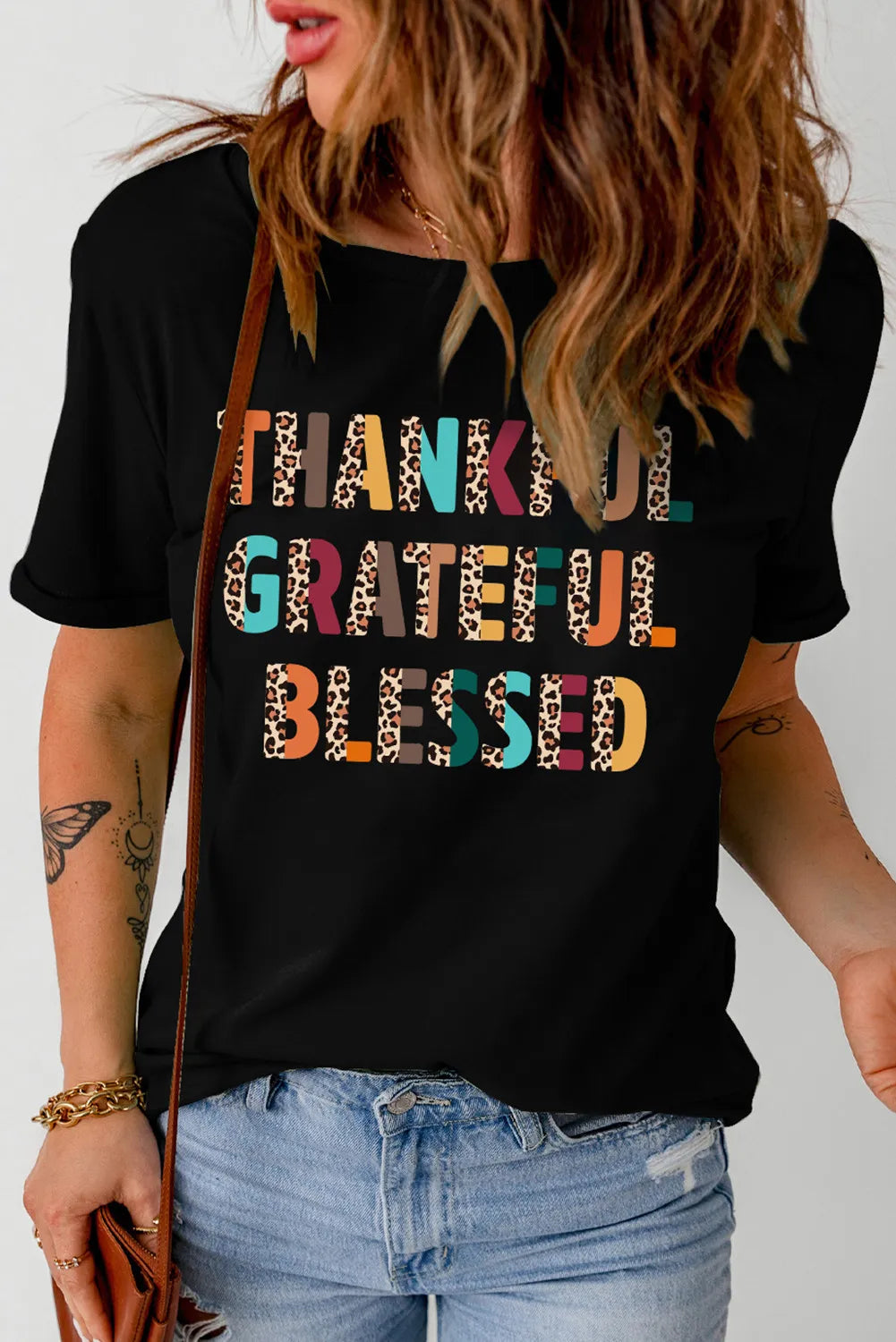 Letter Graphic Round Neck Short Sleeve T-Shirt - felvior