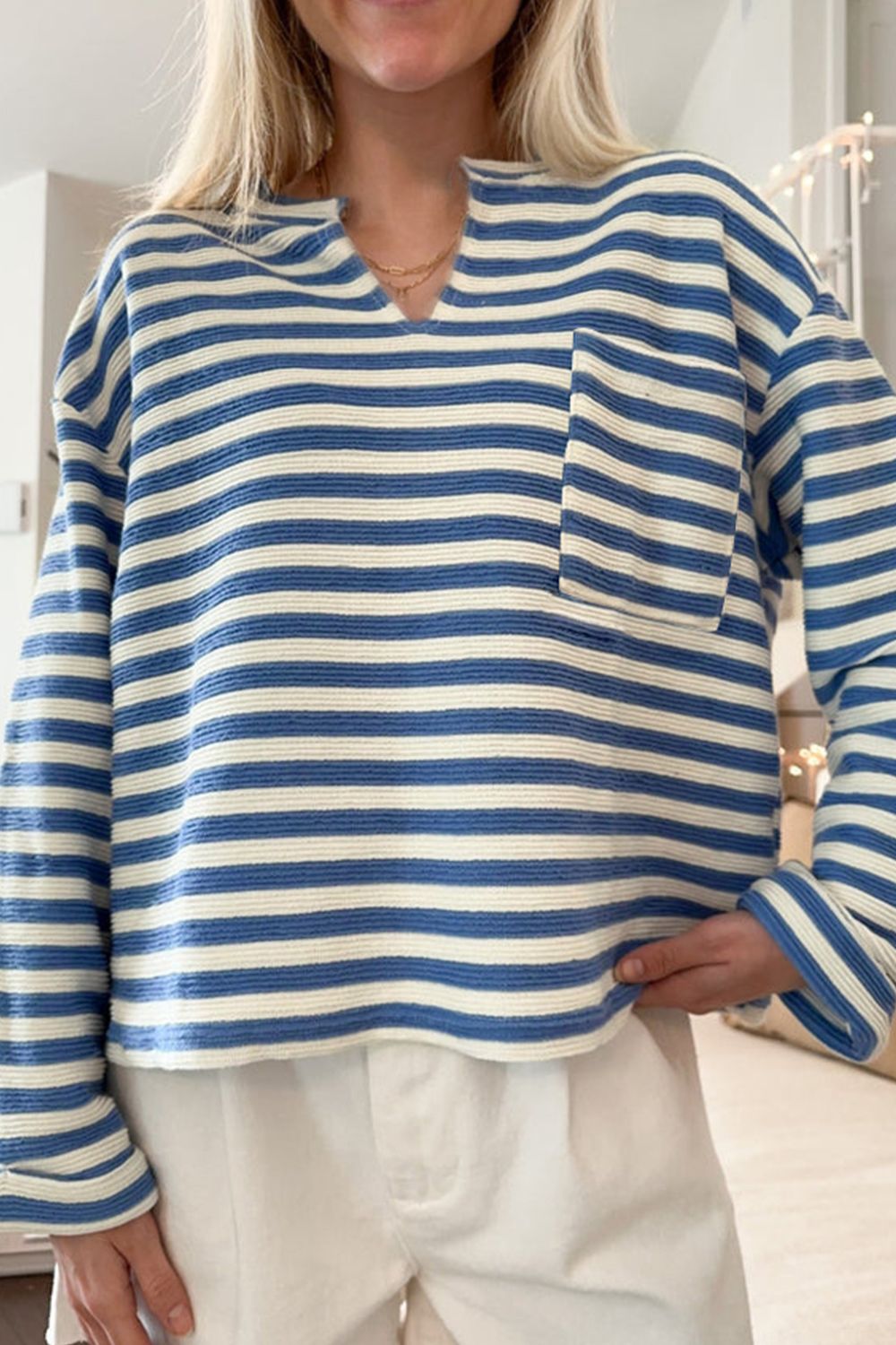 Stripe Chest Pocket Notched Top - felvior