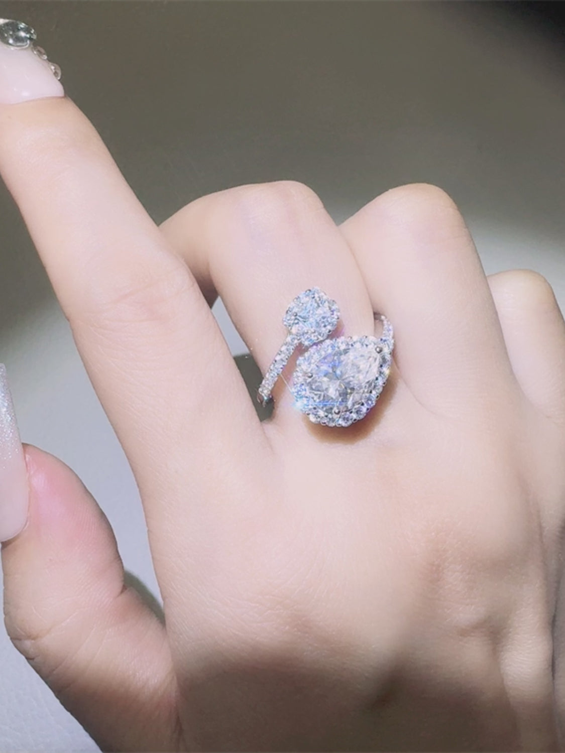 2 Carat Moissanite 925 Sterling Silver Bypass Ring - felvior