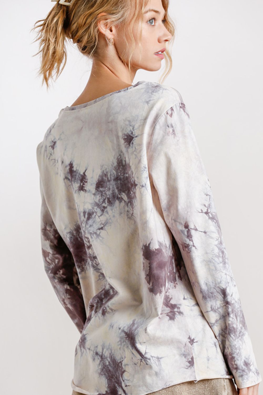 Umgee Full Size Tie Dye Front Gathered Detail Round Neck Long Sleeve T-Shirt Plus Size - felvior