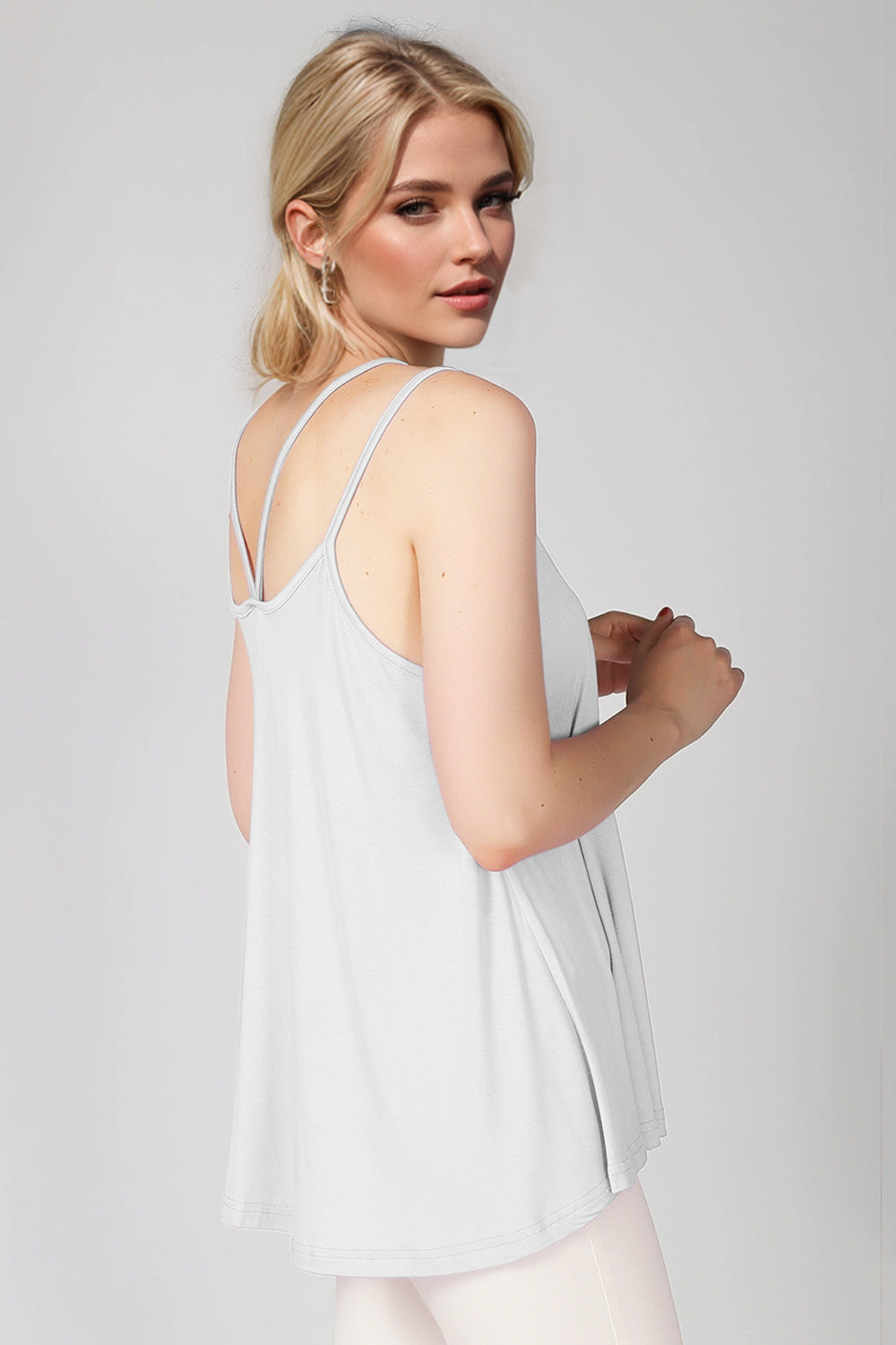 Basic Bae Bamboo Scoop Neck Double Spaghetti Straps Cami - felvior