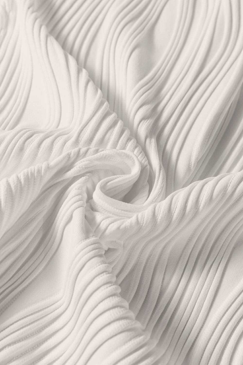 Wavy Textured Mock Neck Tank - felvior