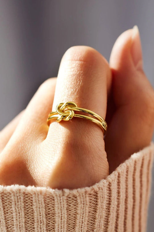 925 Sterling Silver Knotted Ring - felvior