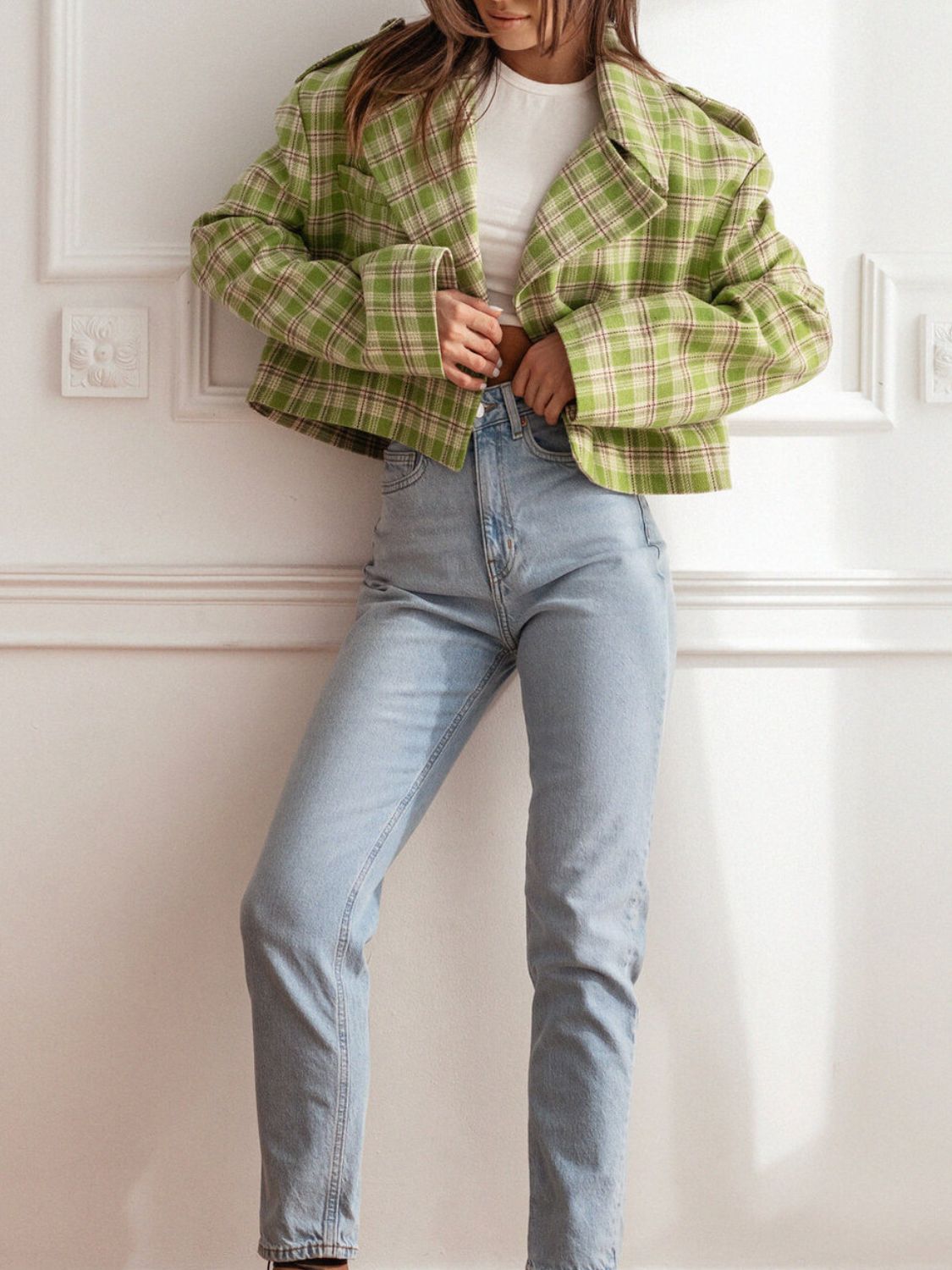 Lapel Collar Plaid Cropped Jacket - felvior