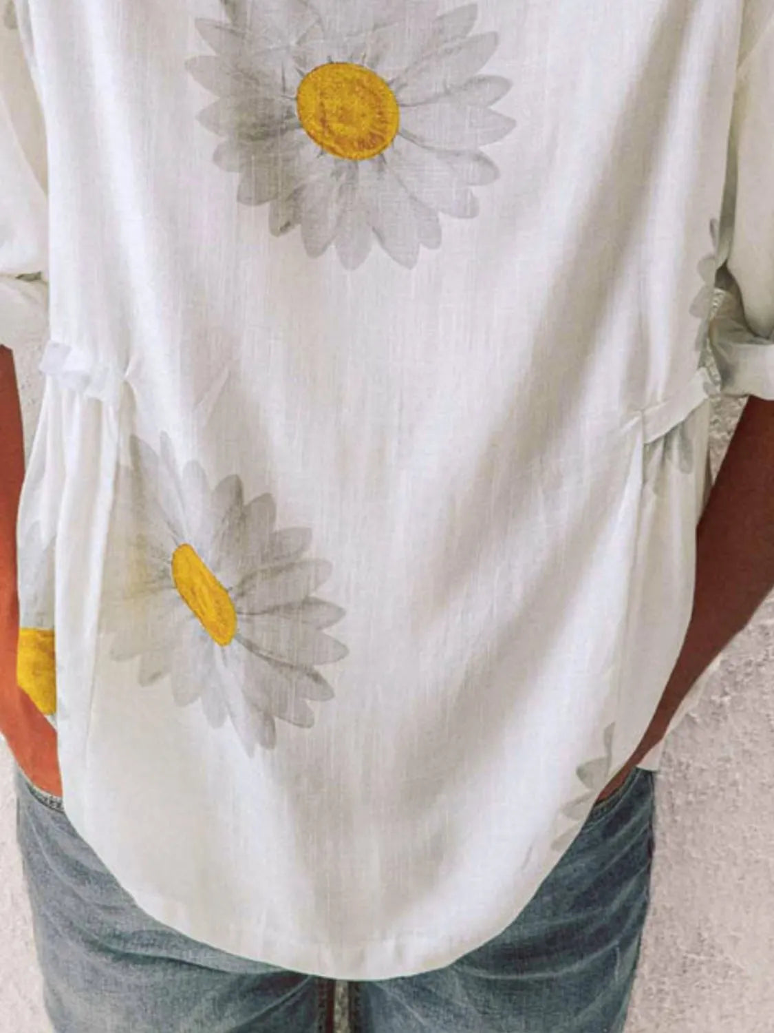 Full Size Flower Round Neck Half Sleeve T-Shirt Plus Size - felvior