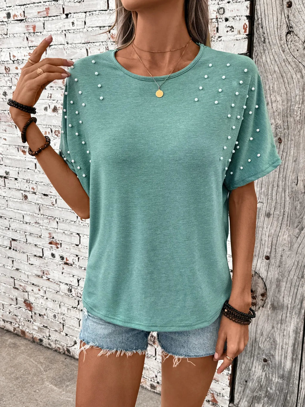 Pearl Detail Round Neck Short Sleeve T-Shirt