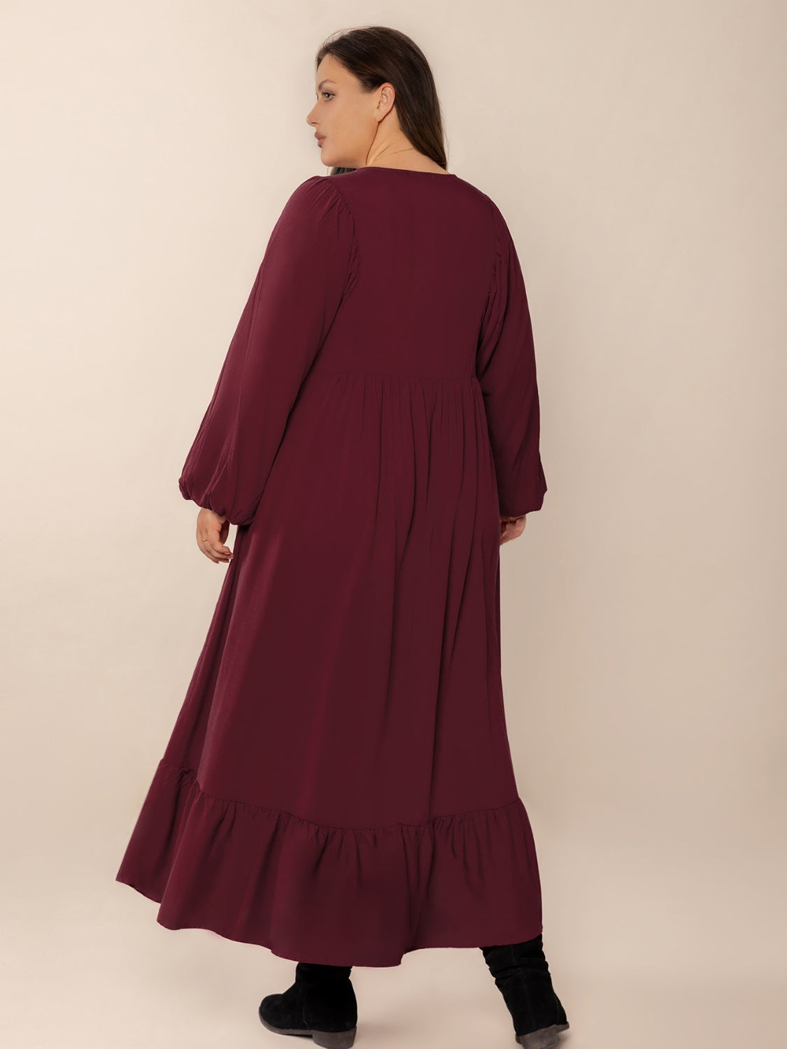 Plus Size Ruffled Hem V-Neck Balloon Sleeve Dress - felvior