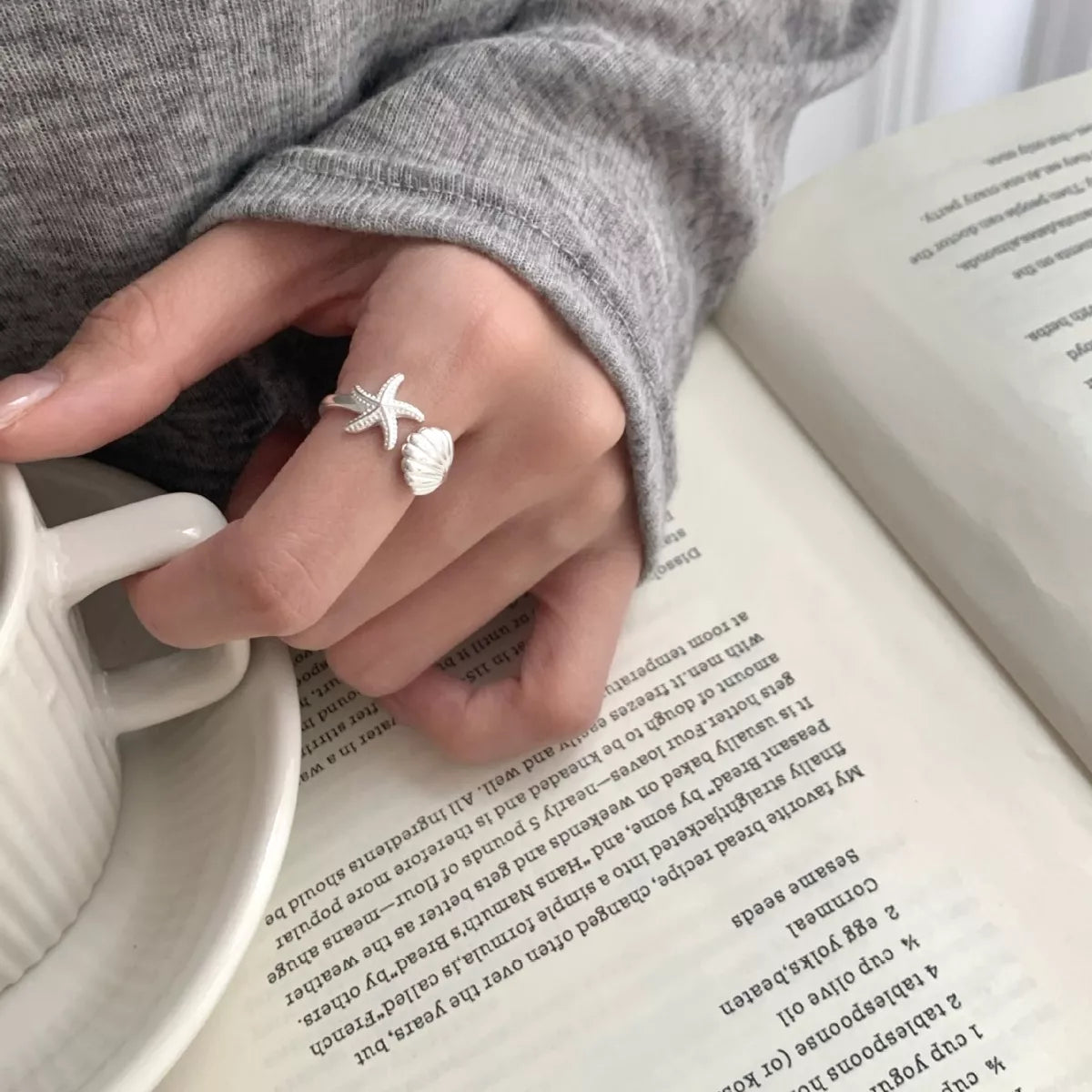 Starfish & Seashell Open Ring Secondary image